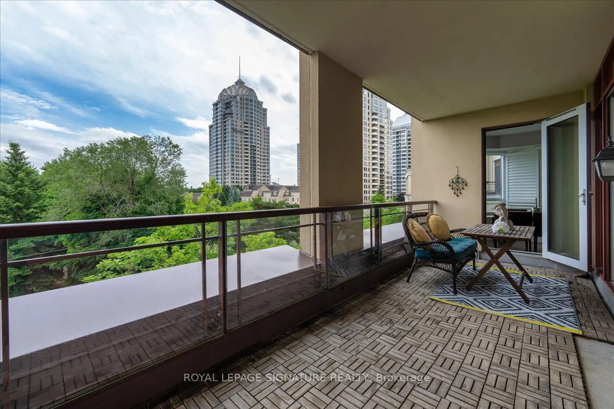 23 Rean Drive, #308