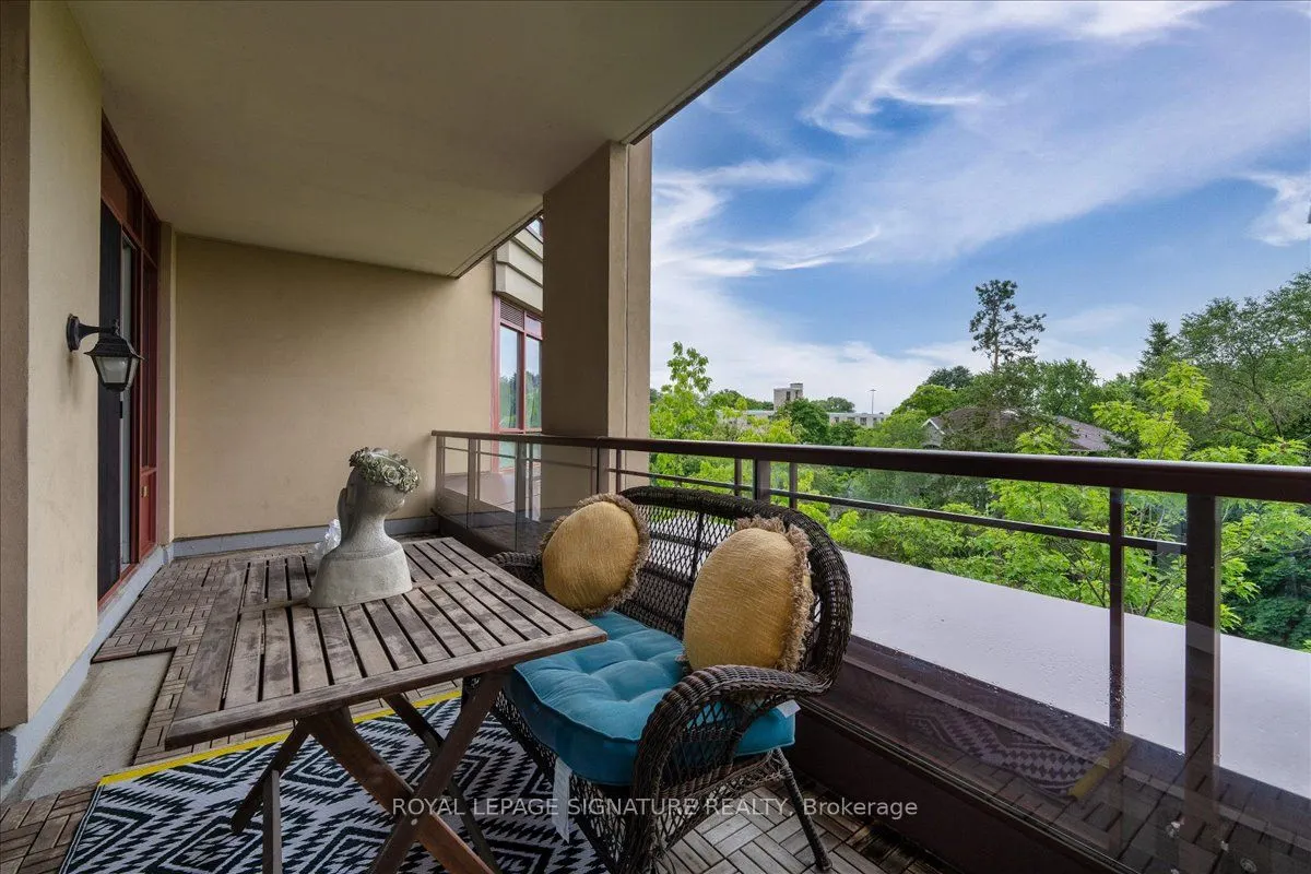 23 Rean Drive, #308
