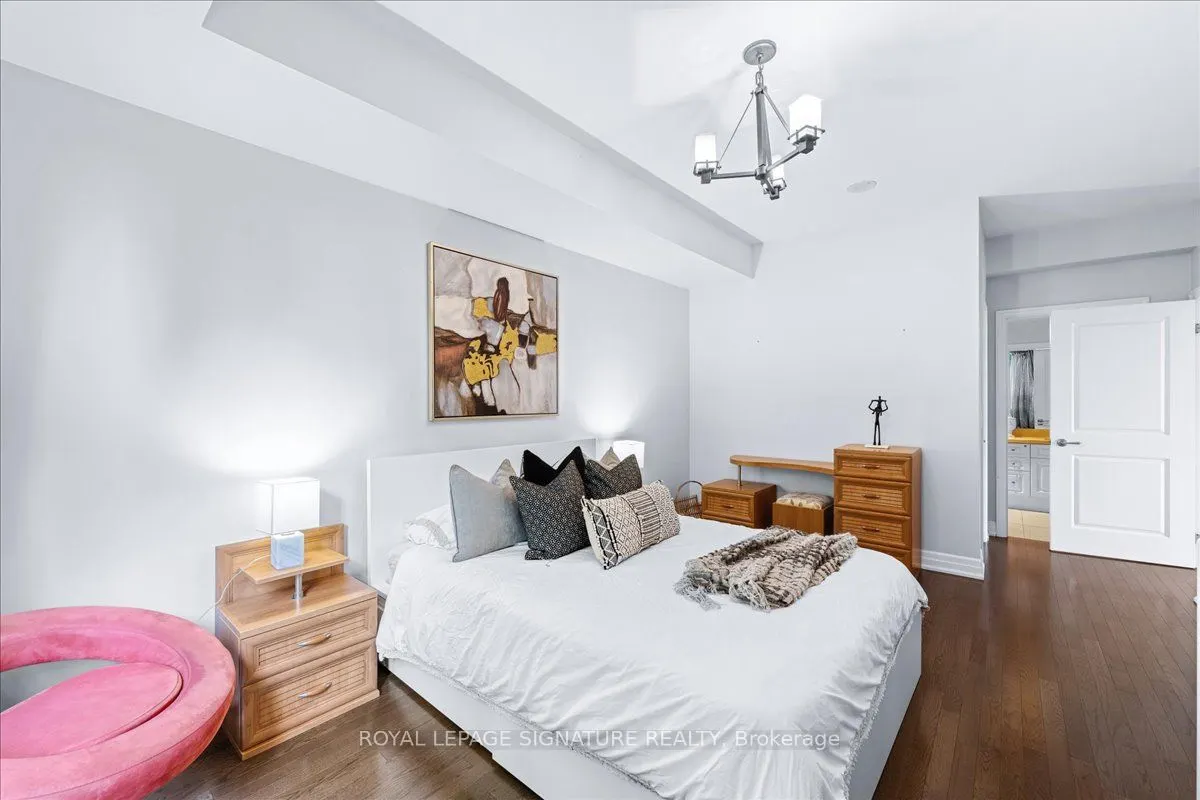 23 Rean Drive, #308