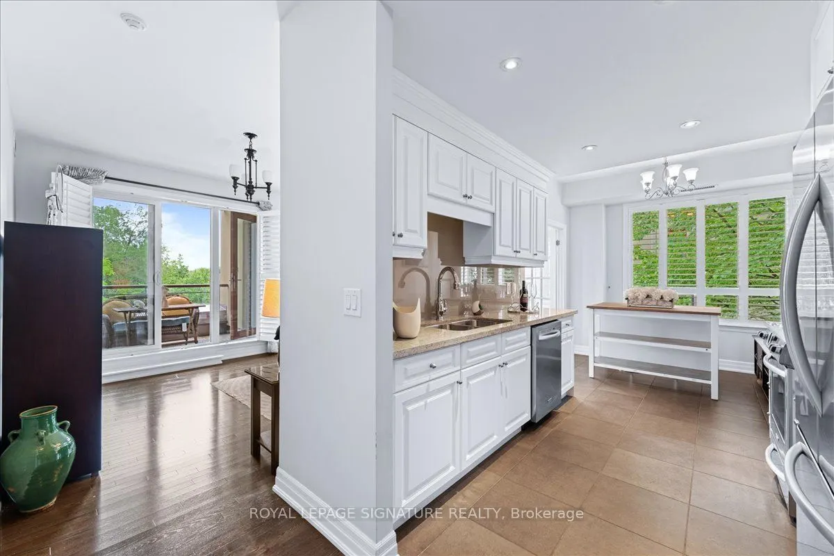 23 Rean Drive, #308