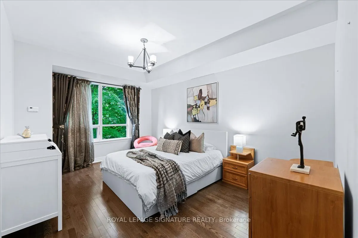 23 Rean Drive, #308