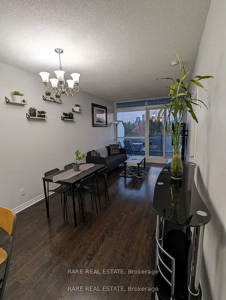2885 Bayview Avenue, #420