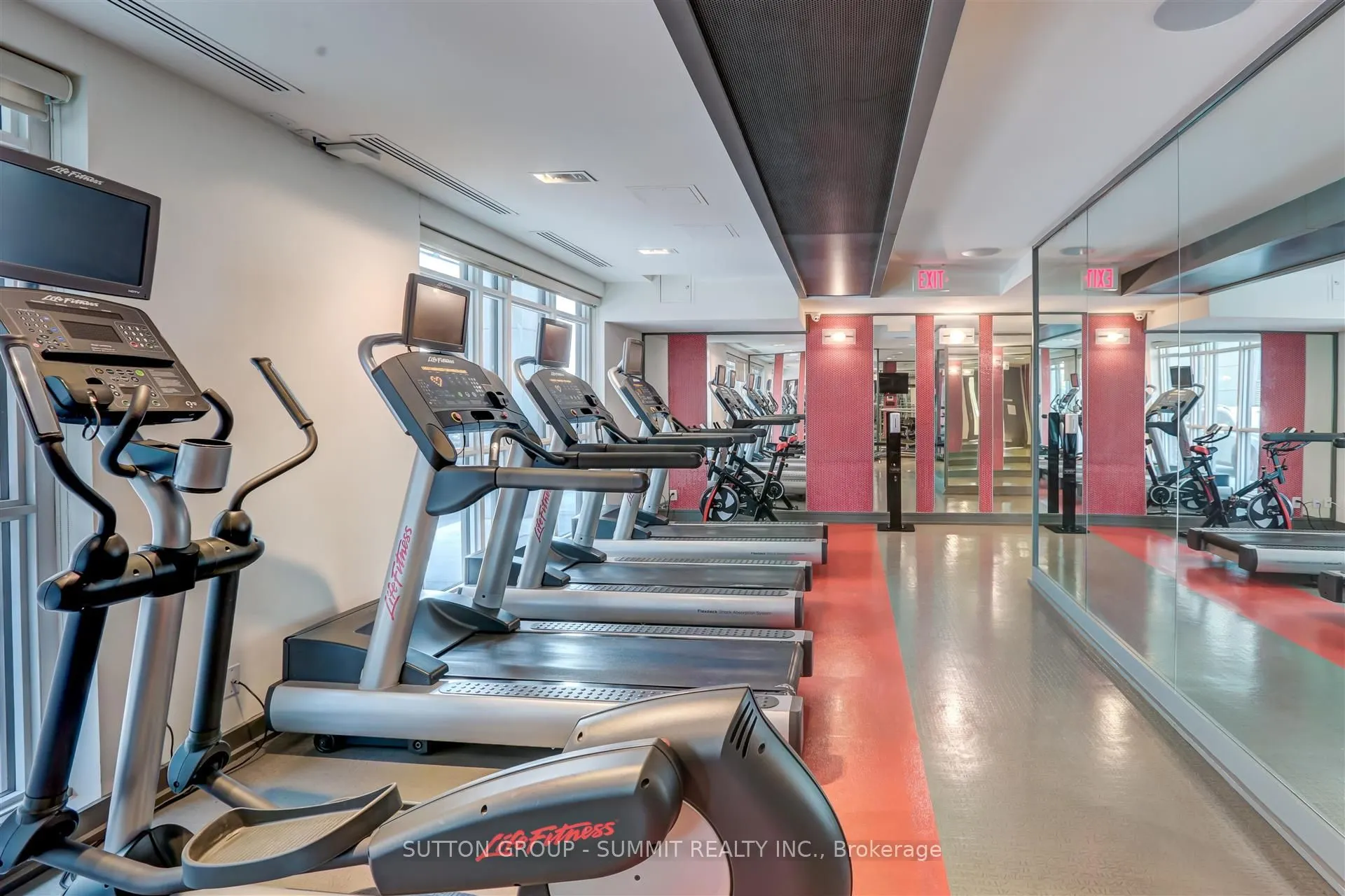 5 Hanna Avenue, #505
