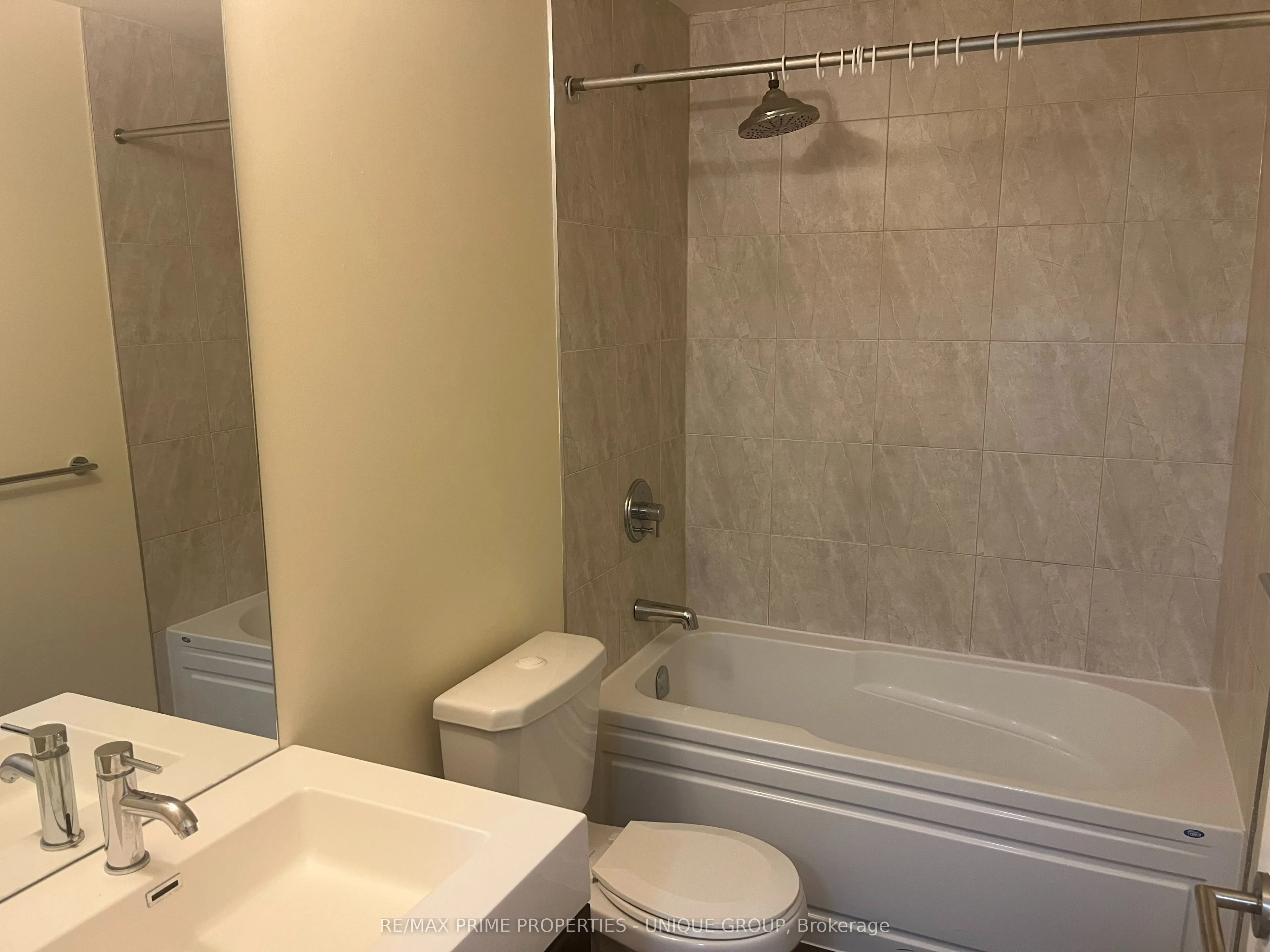 160 Vanderhoof Avenue, #1601