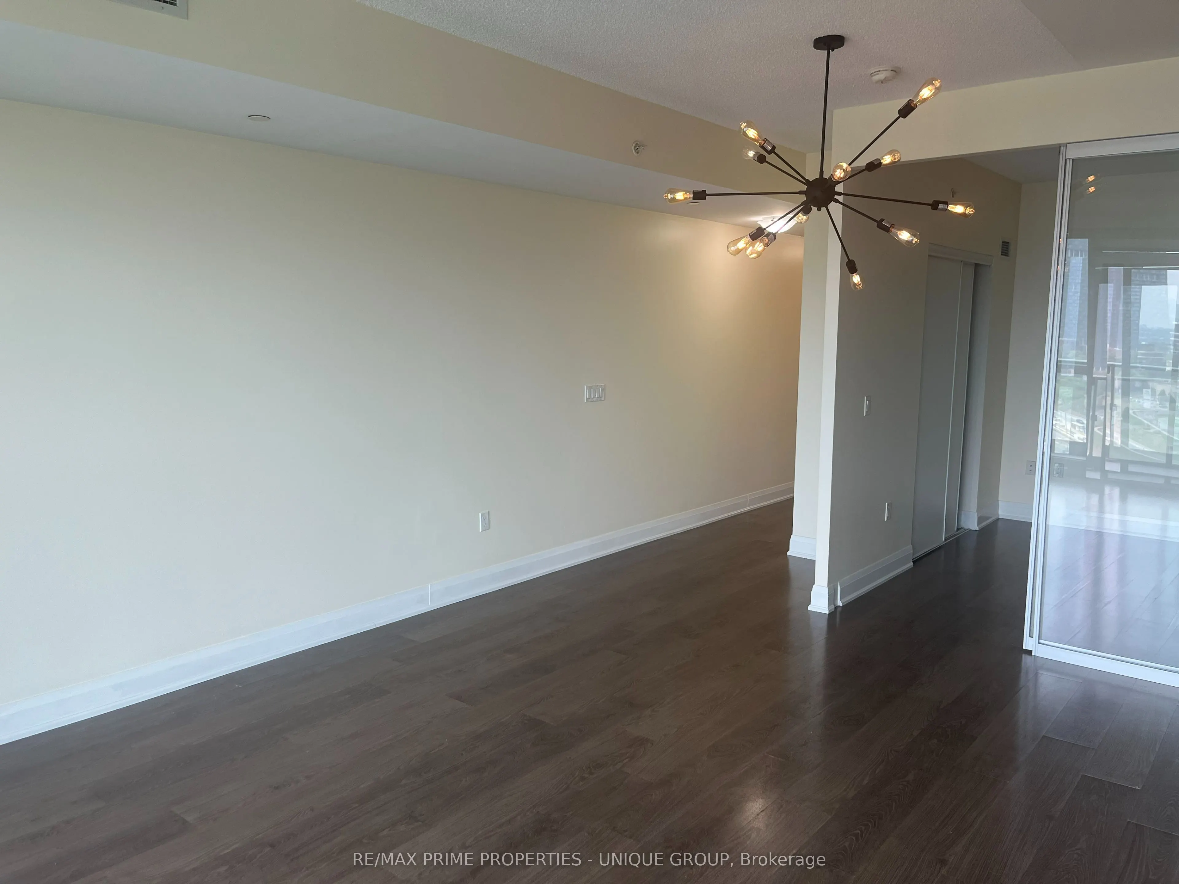 160 Vanderhoof Avenue, #1601