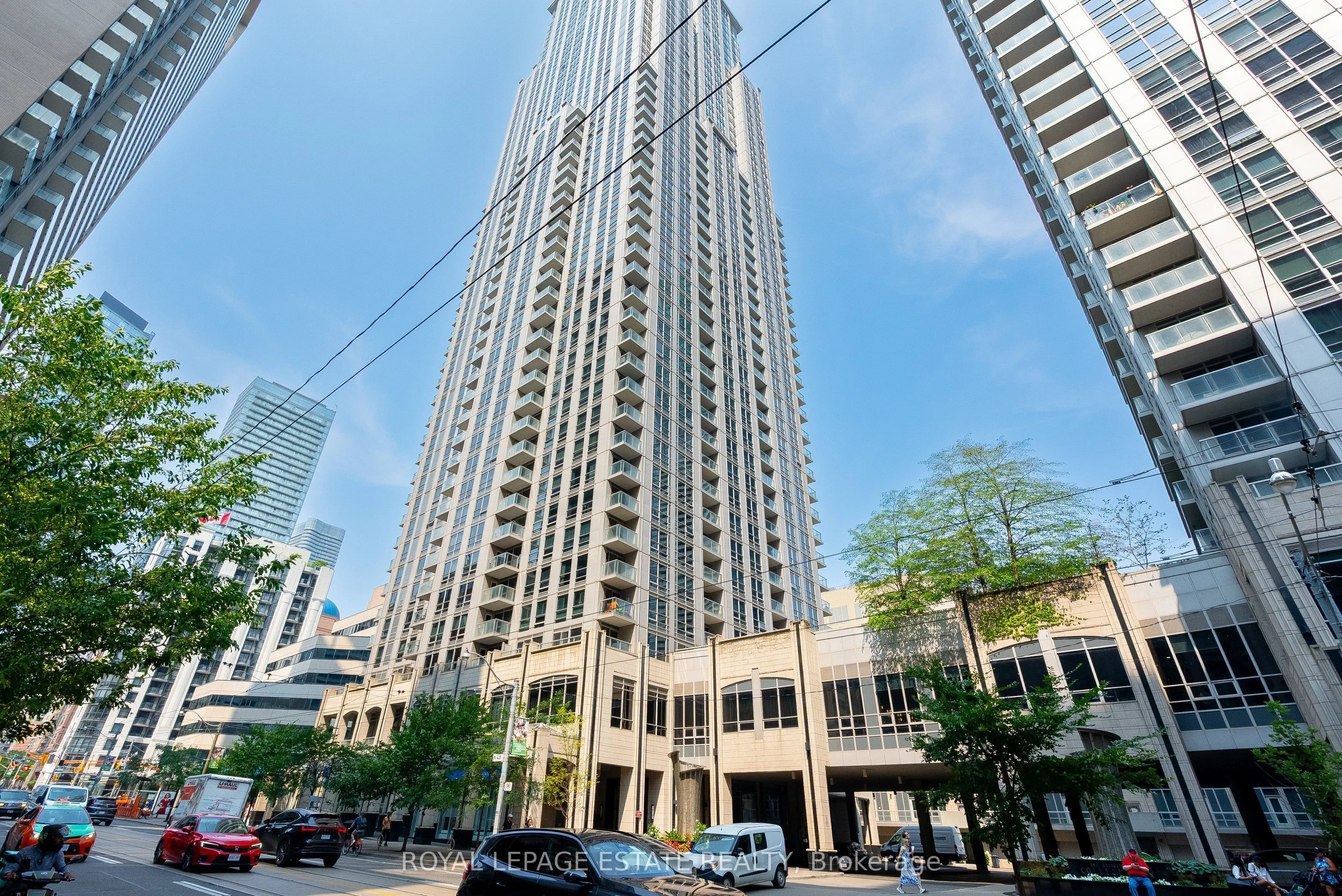 763 Bay Street, #PH06