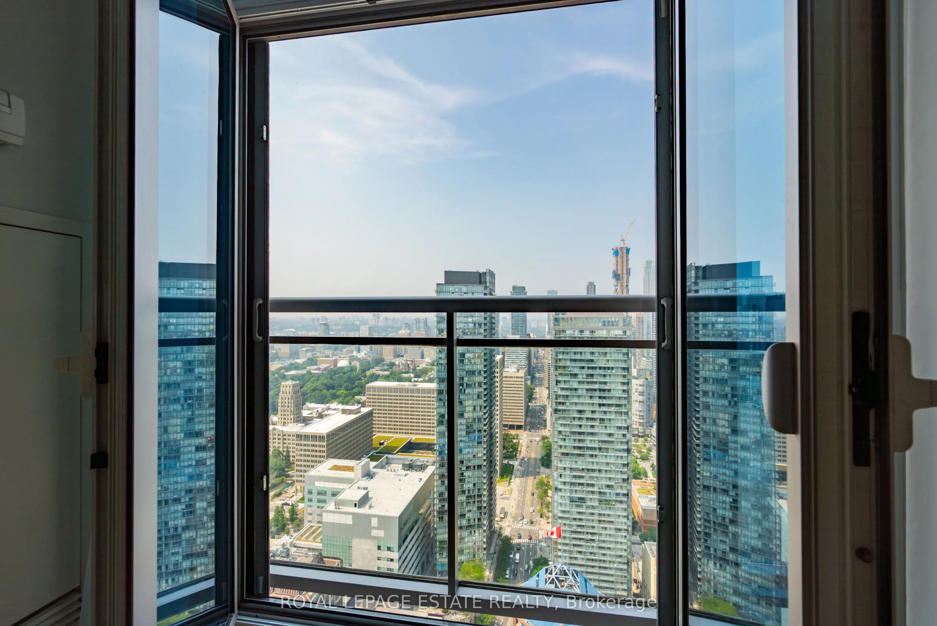 763 Bay Street, #PH06