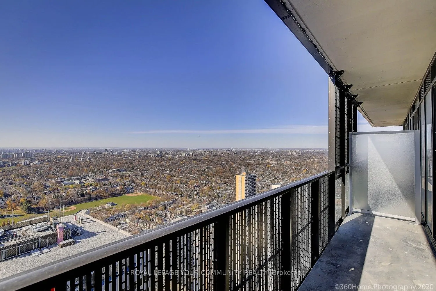 8 Eglinton Avenue E, #4504