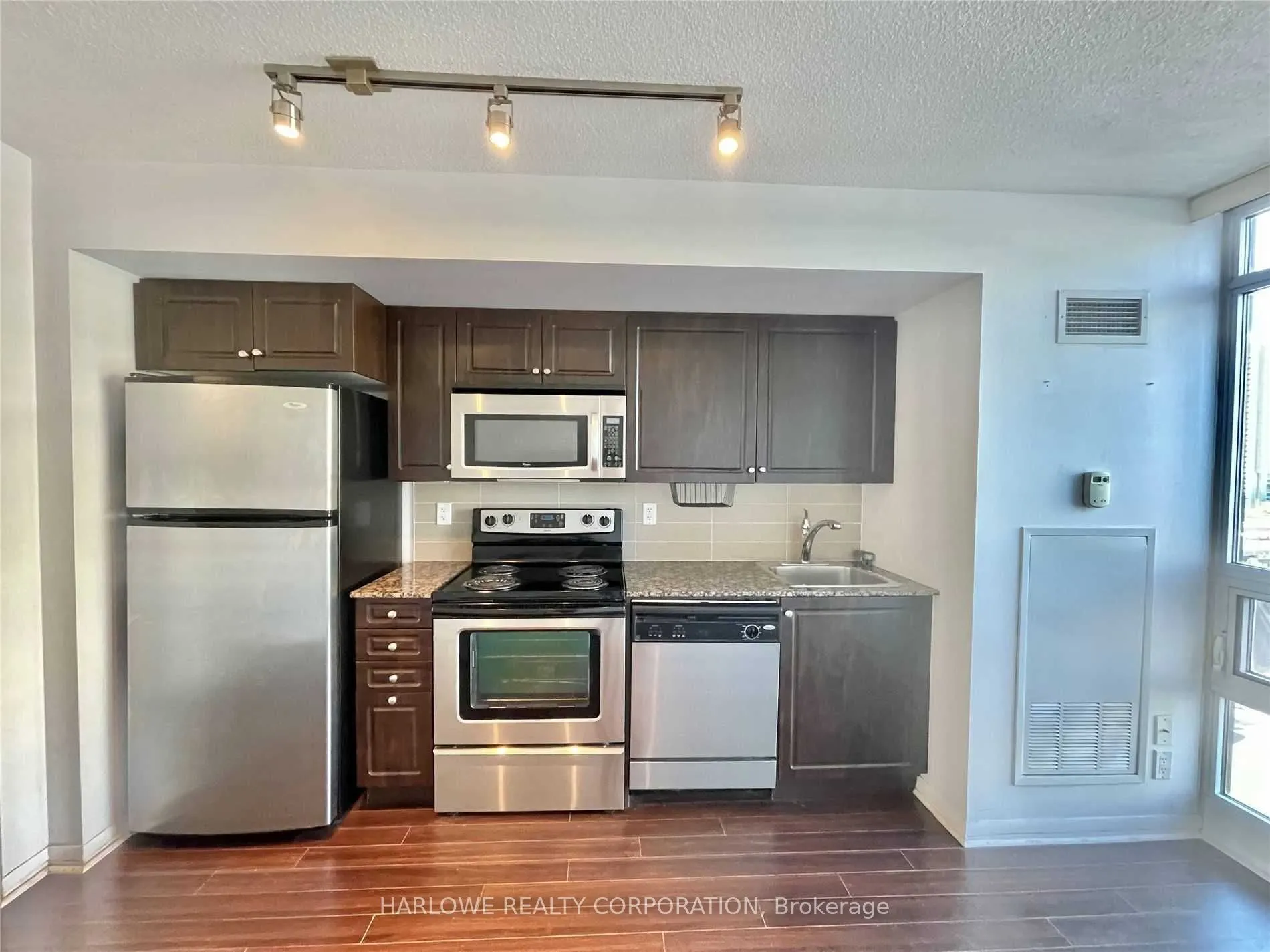 209 Fort York Boulevard, #1164