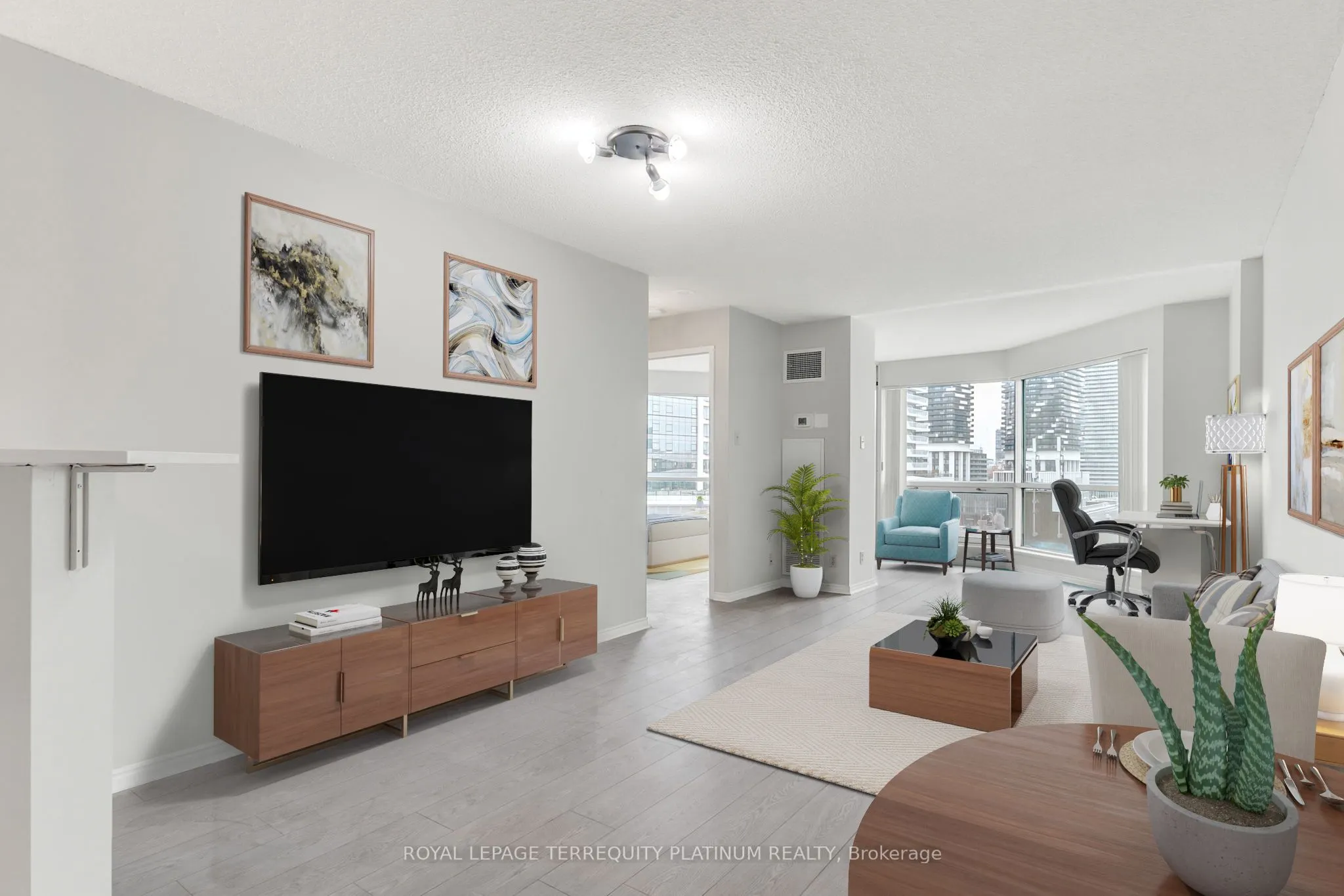 10 Yonge Street, #1008