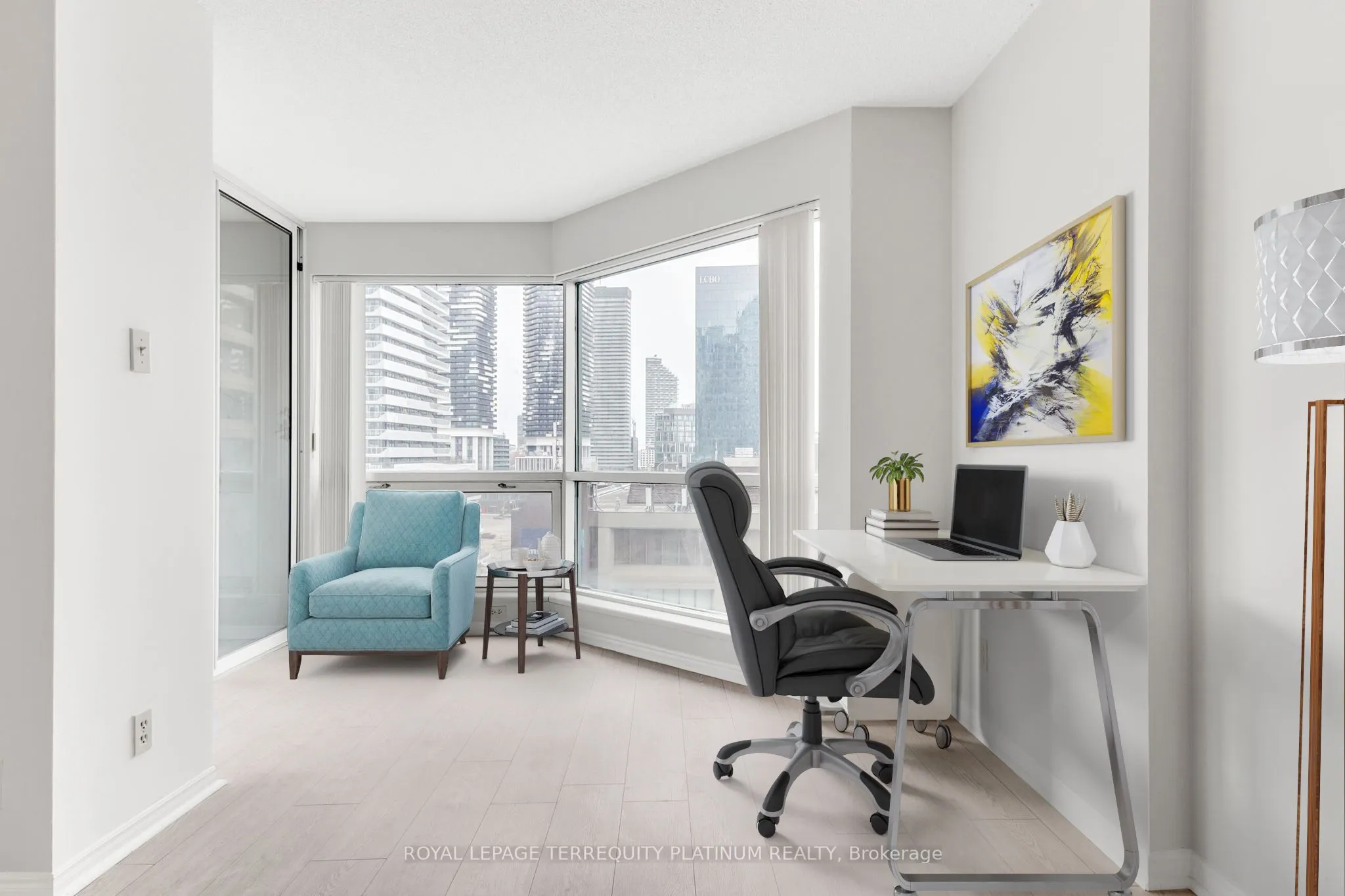 10 Yonge Street, #1008