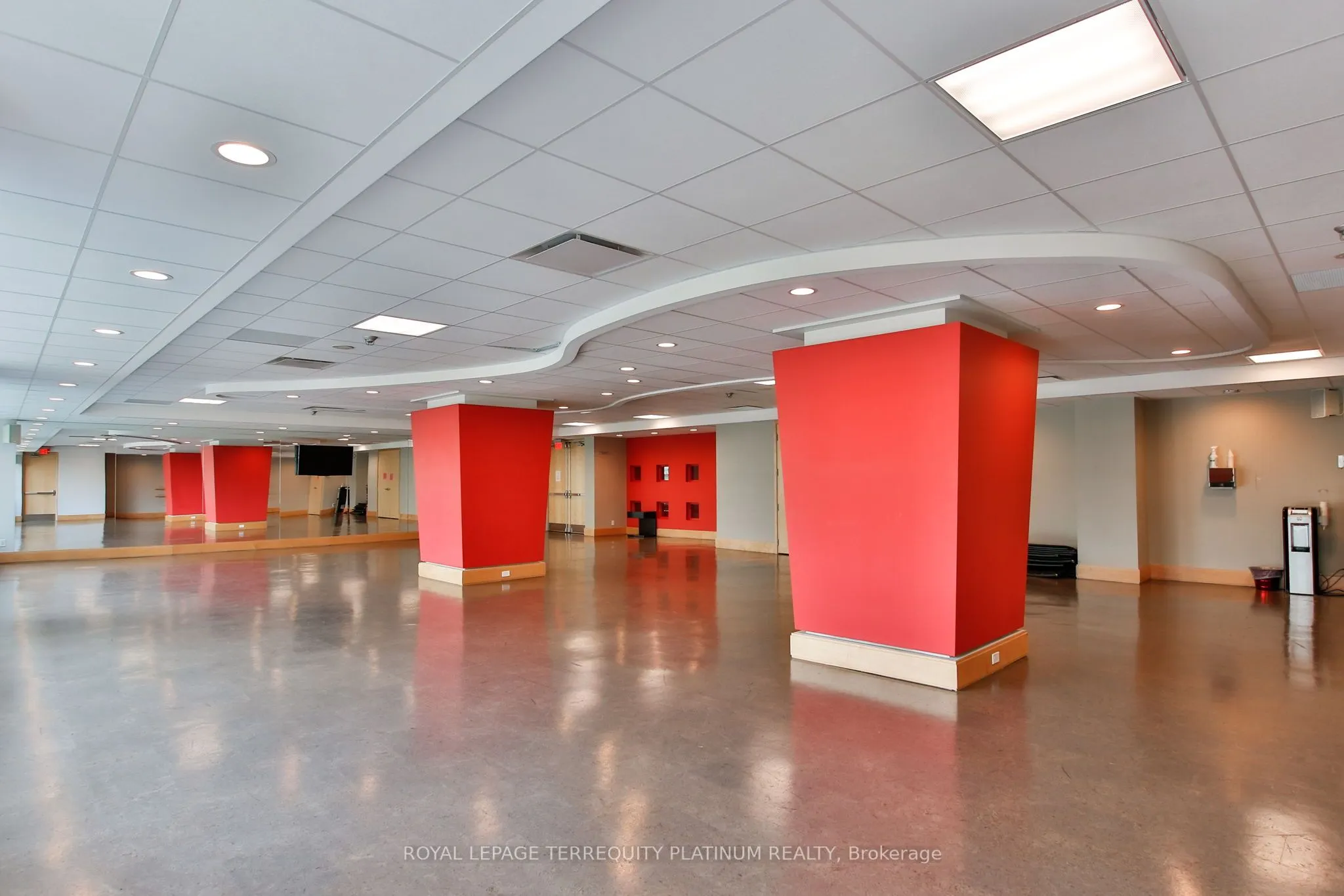 10 Yonge Street, #1008