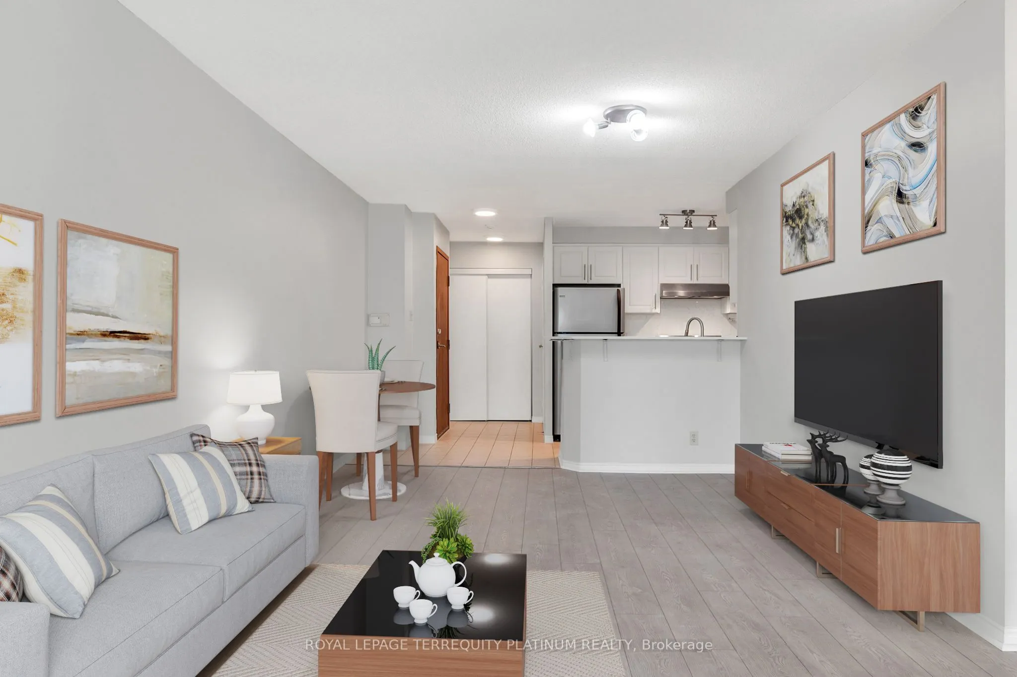 10 Yonge Street, #1008