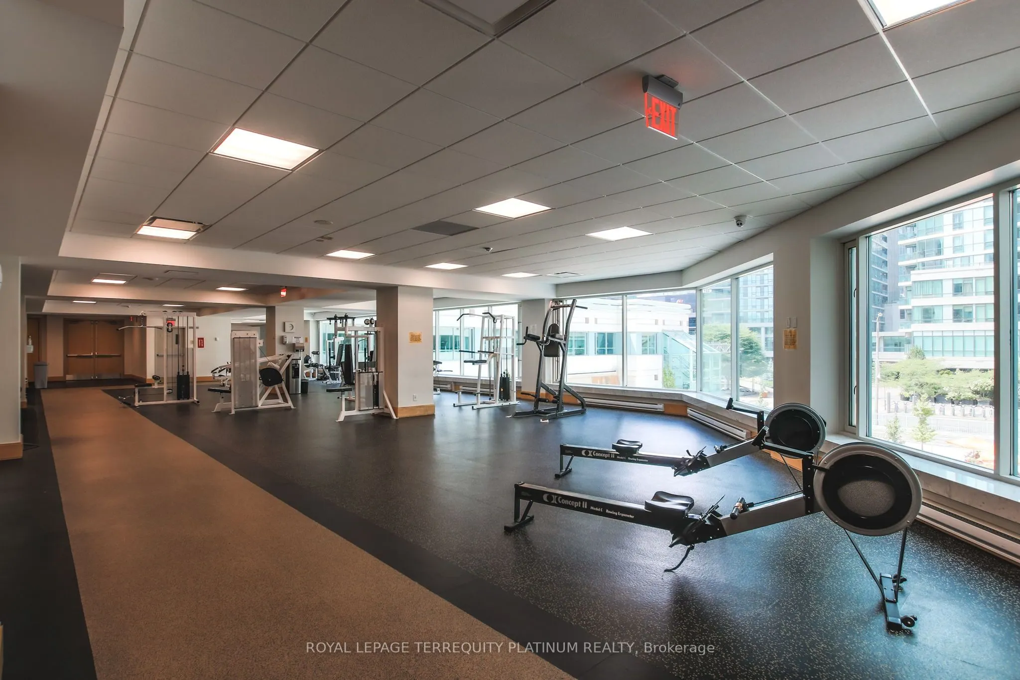 10 Yonge Street, #1008