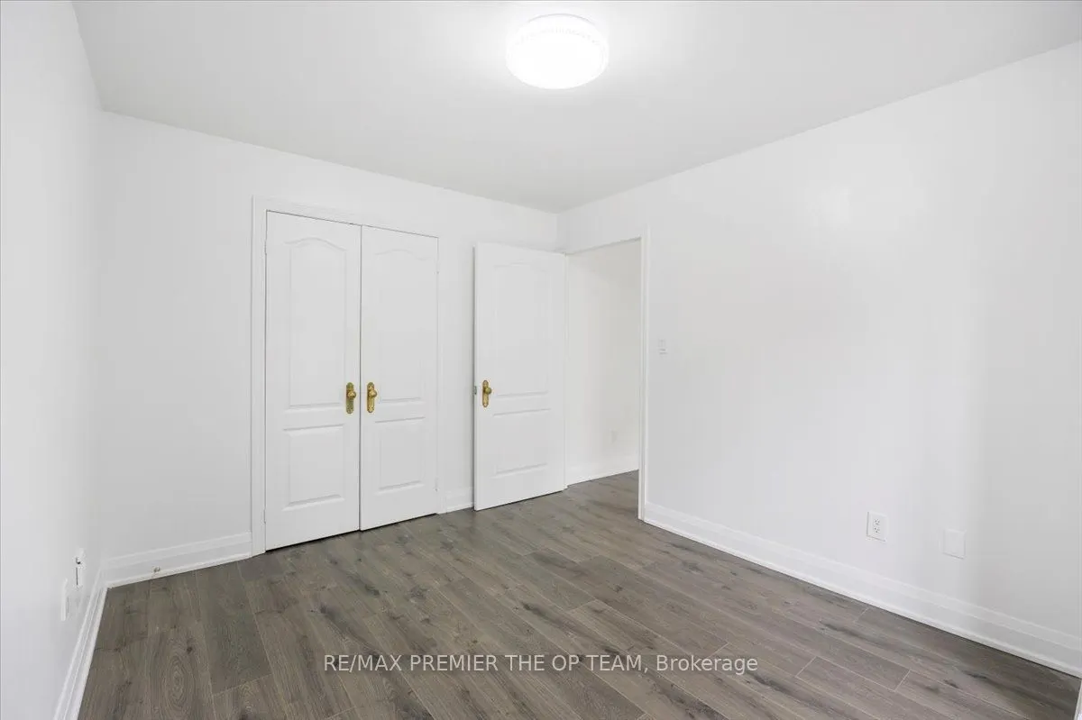 800 Spadina Road, #401