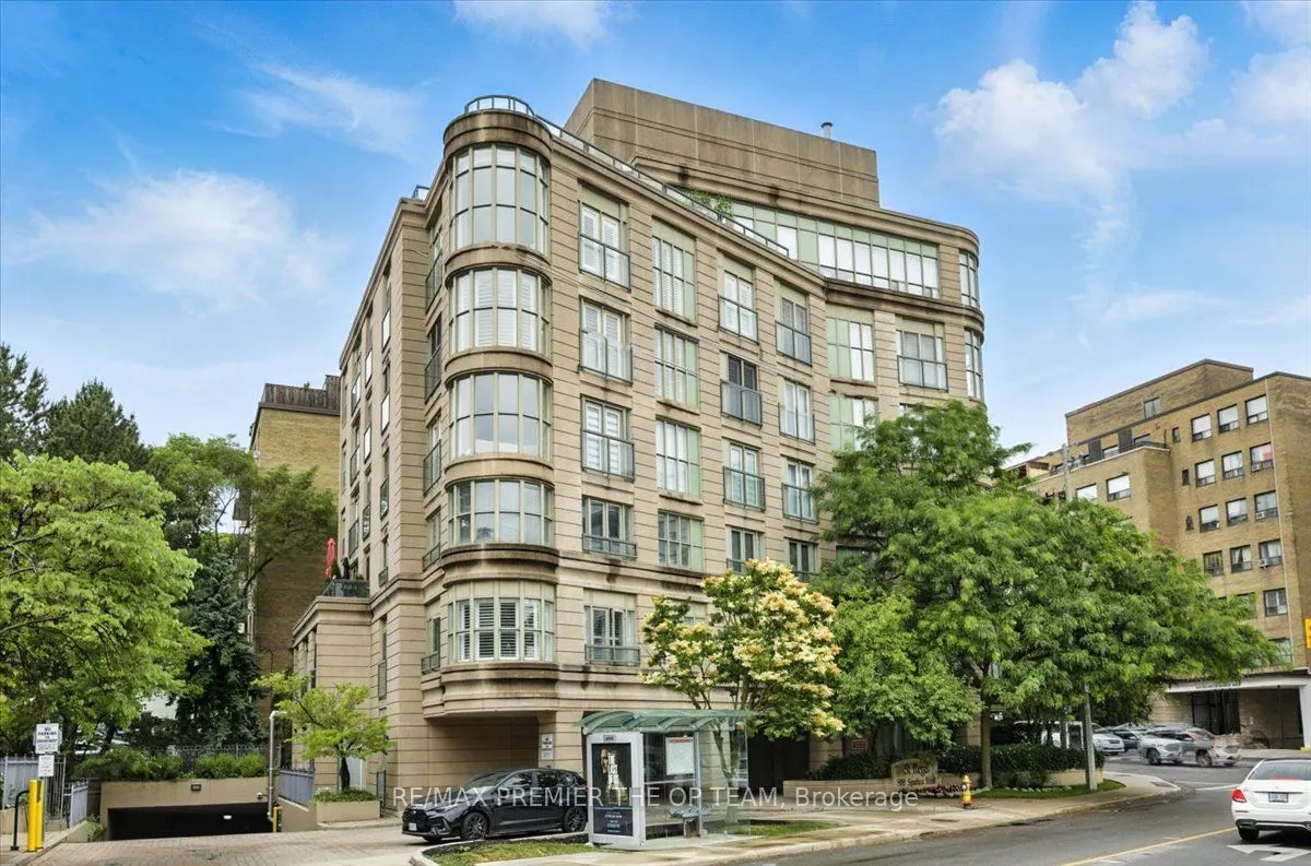 800 Spadina Road, #401