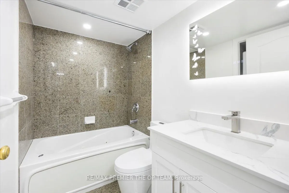 800 Spadina Road, #401