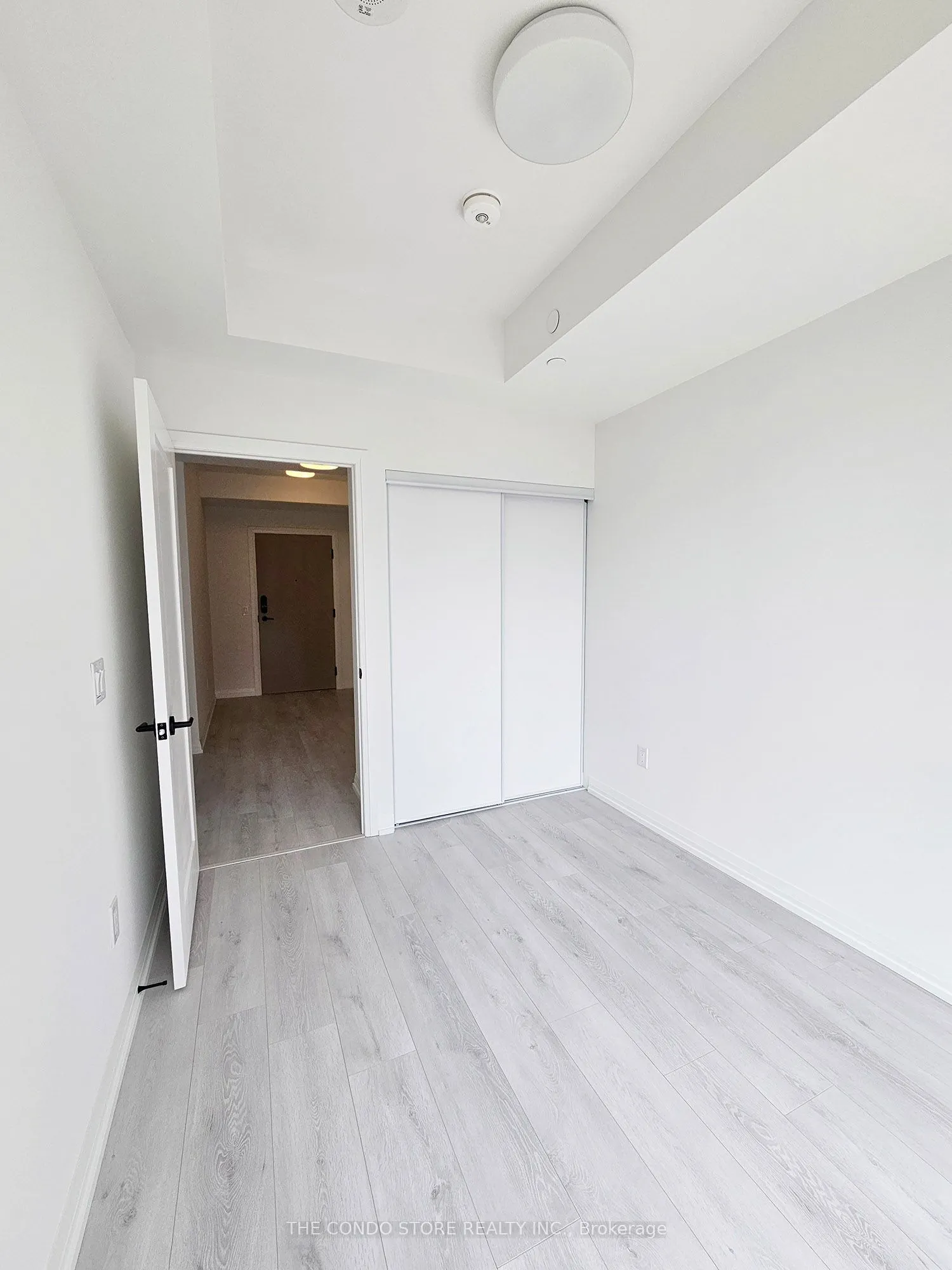 280 Dundas Street W, #708