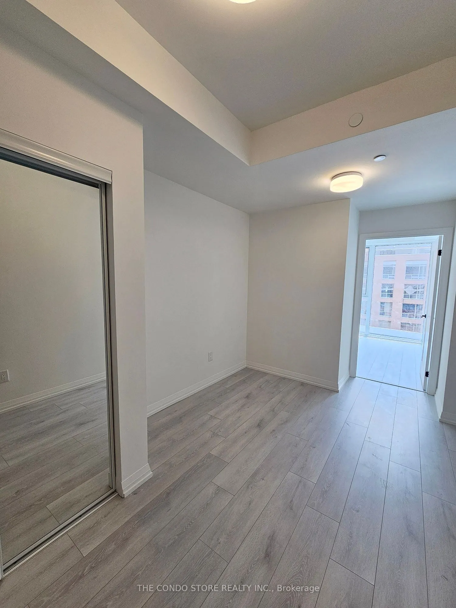 280 Dundas Street W, #708