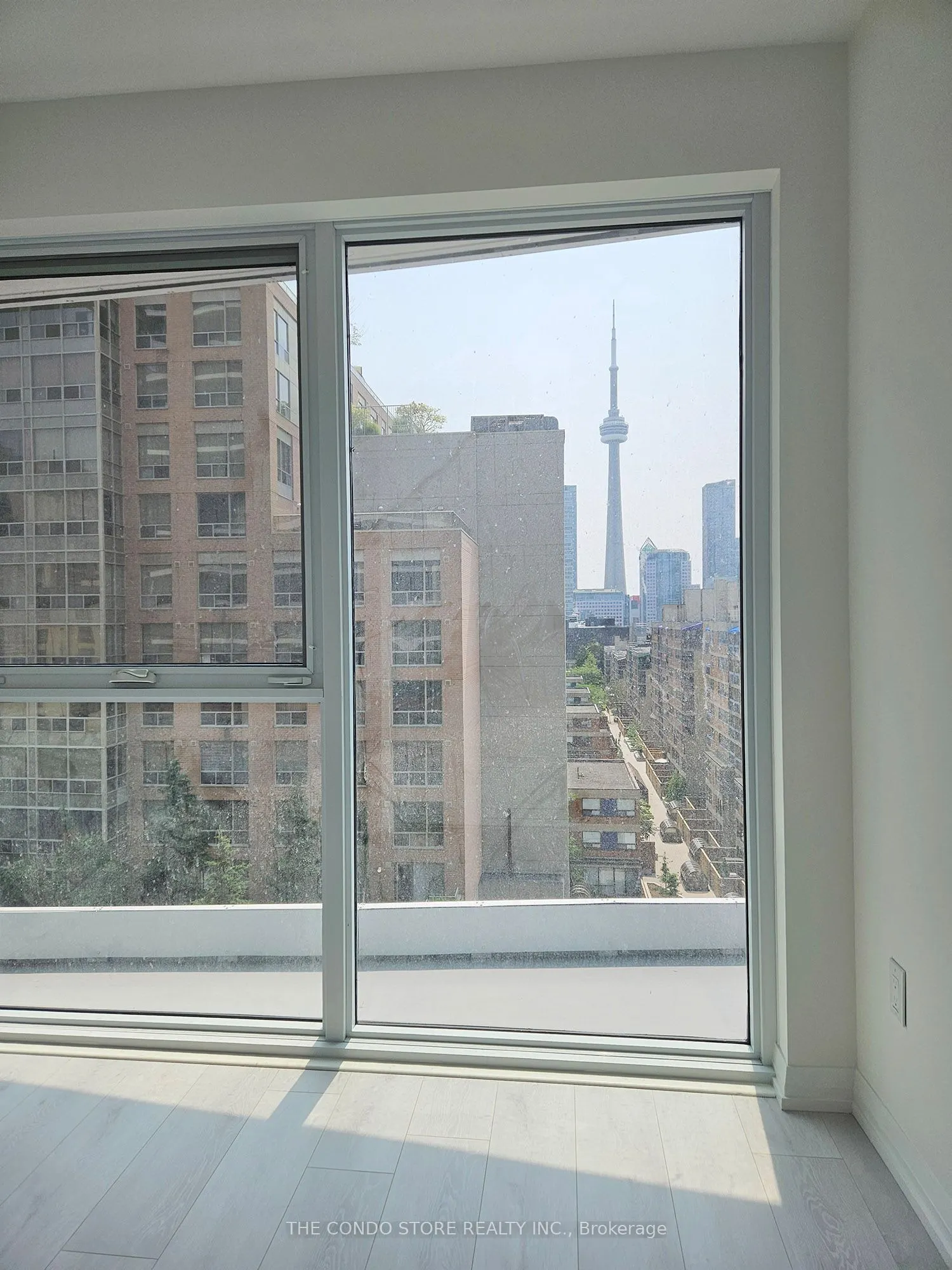 280 Dundas Street W, #708