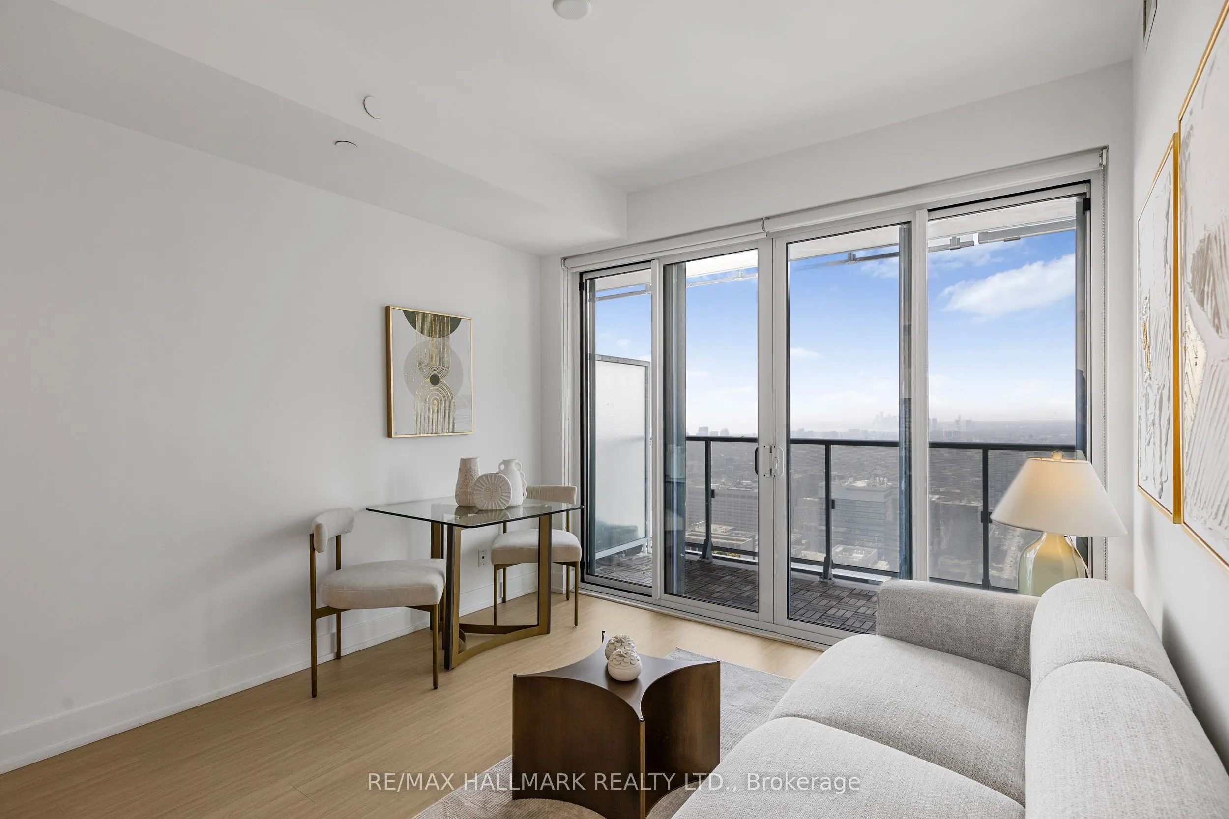 7 Grenville Street, #5512