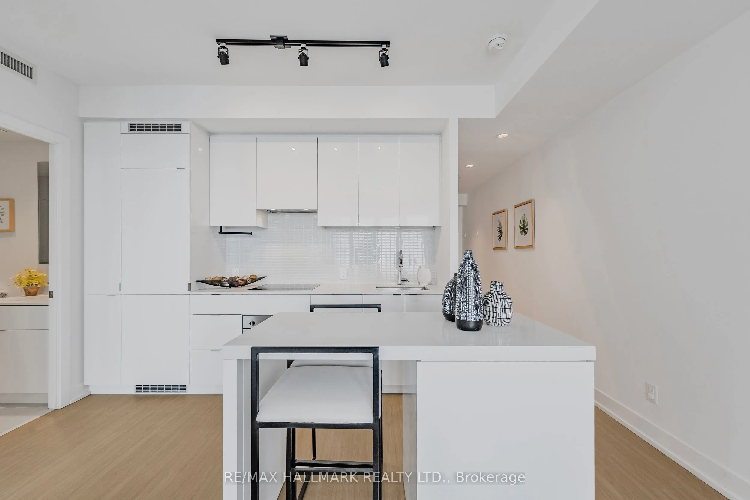7 Grenville Street, #5512