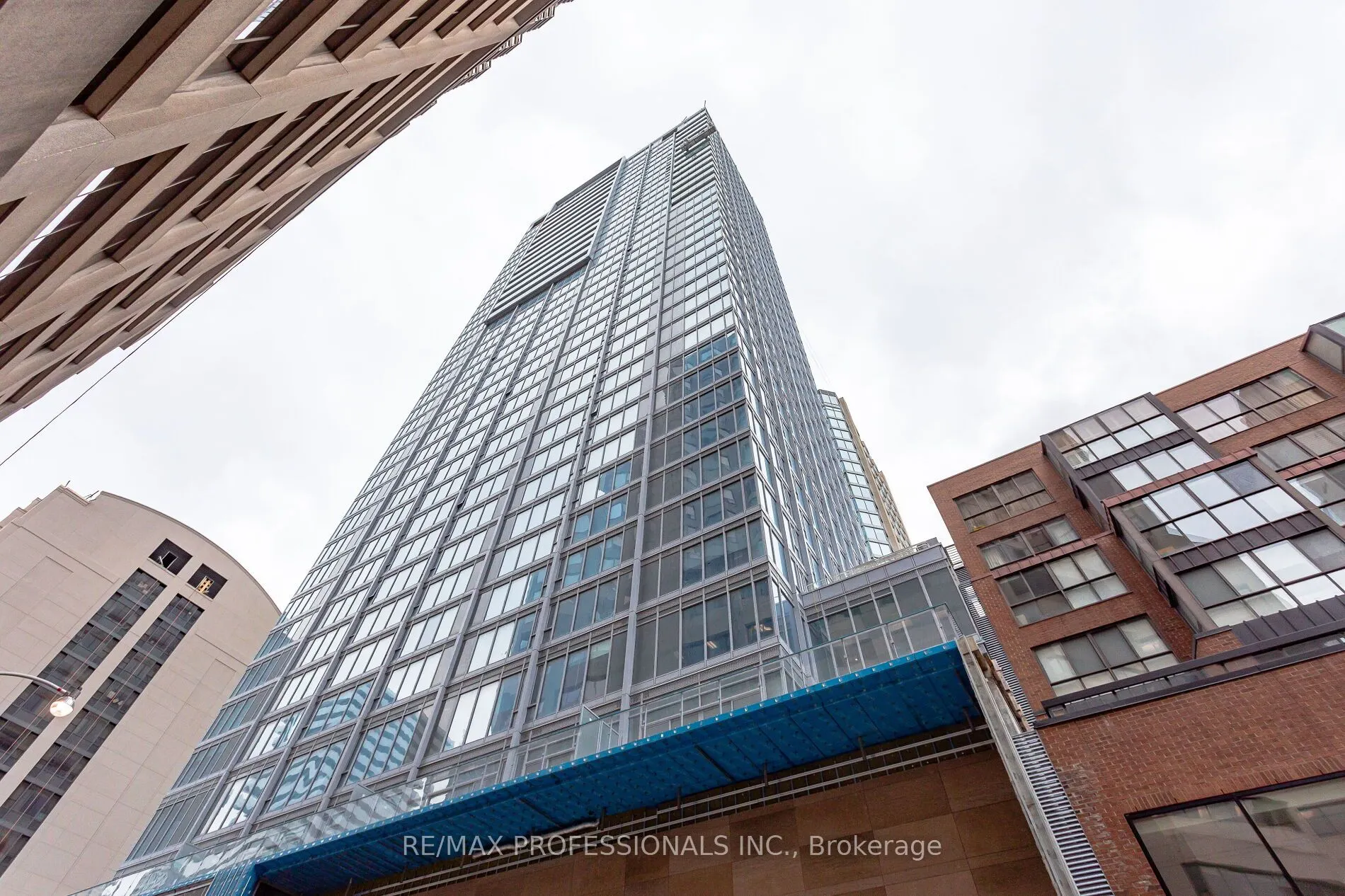 188 Cumberland Street, #2507