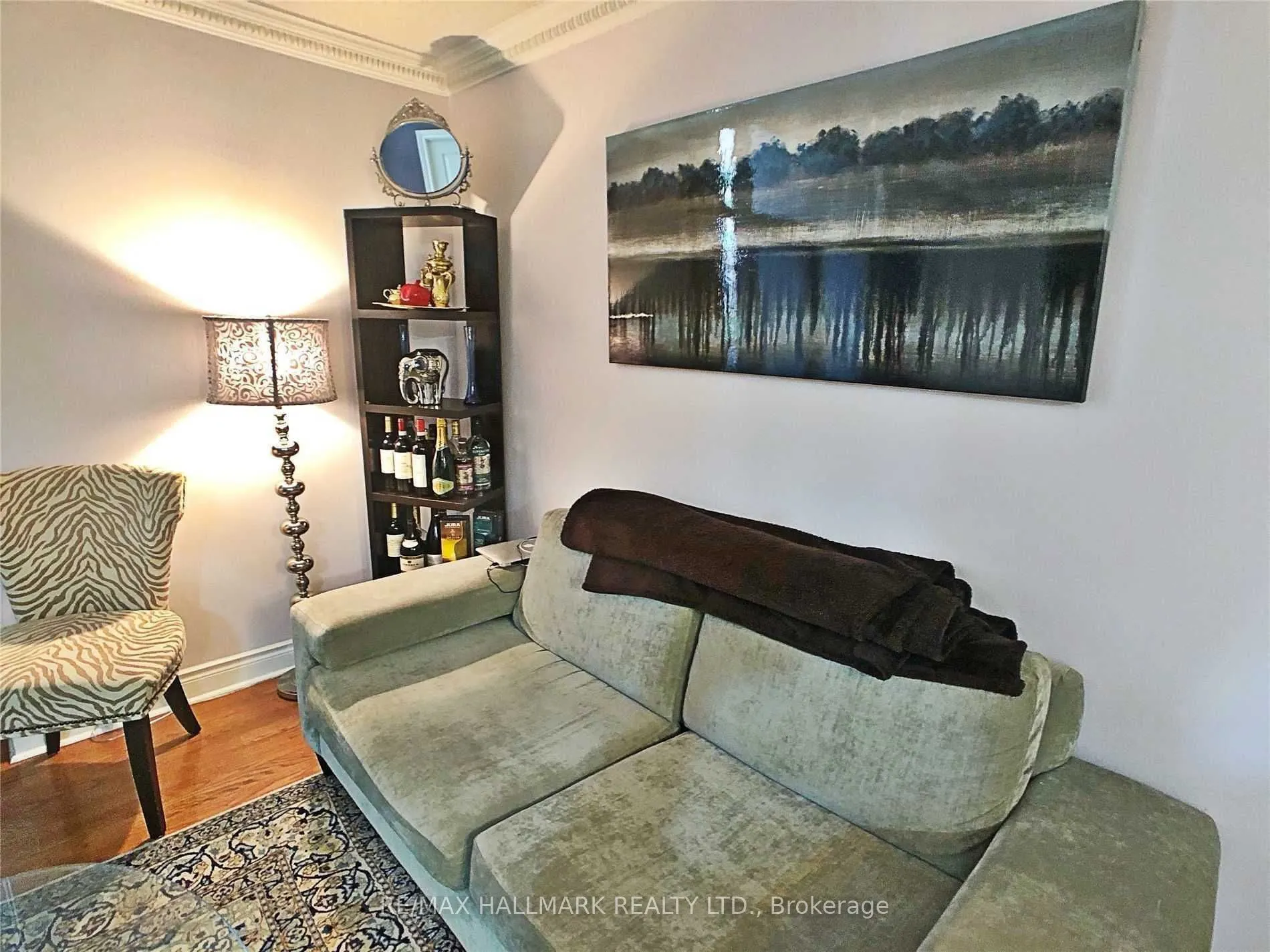 15 Northtown Way, #225