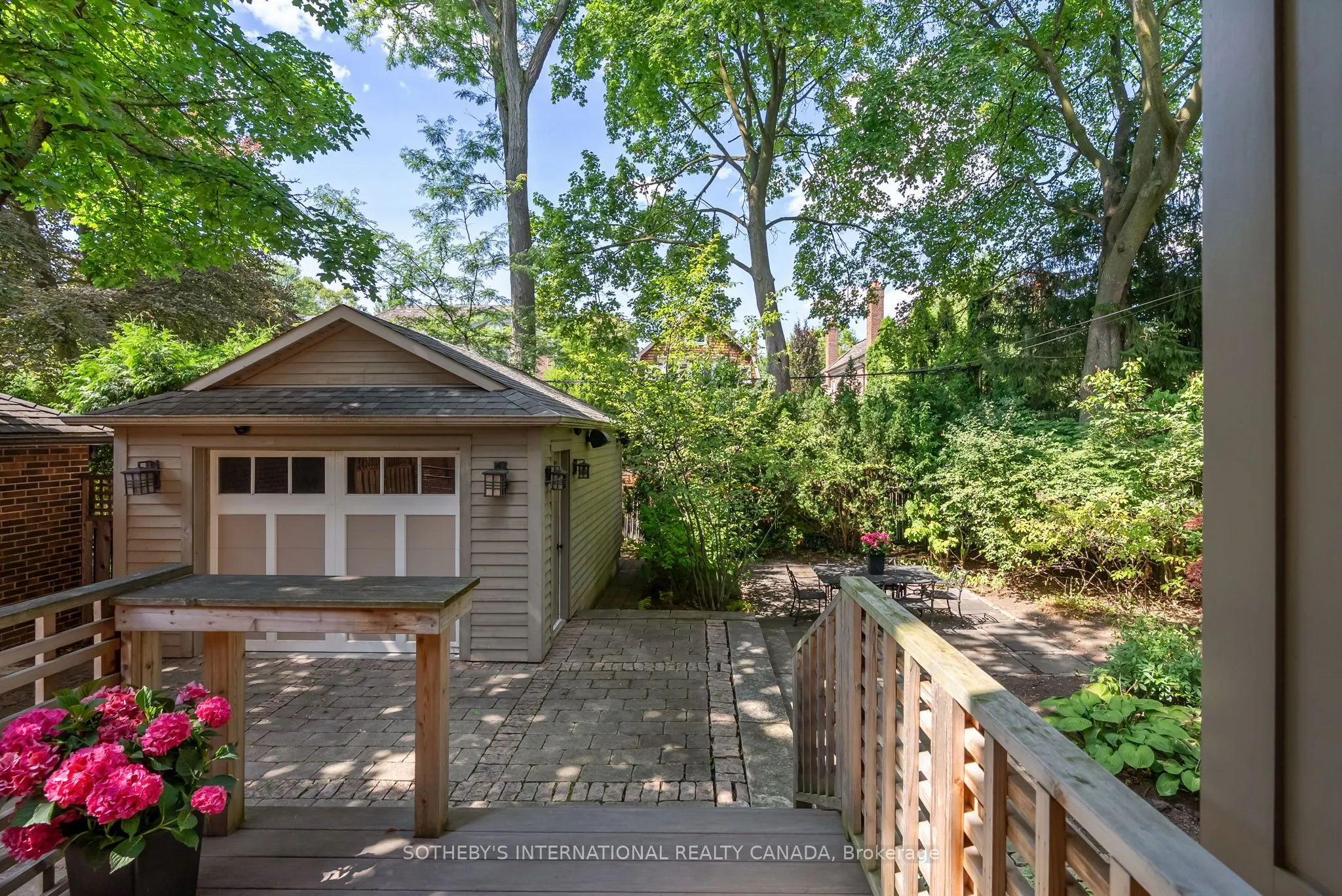 58 Lytton Boulevard