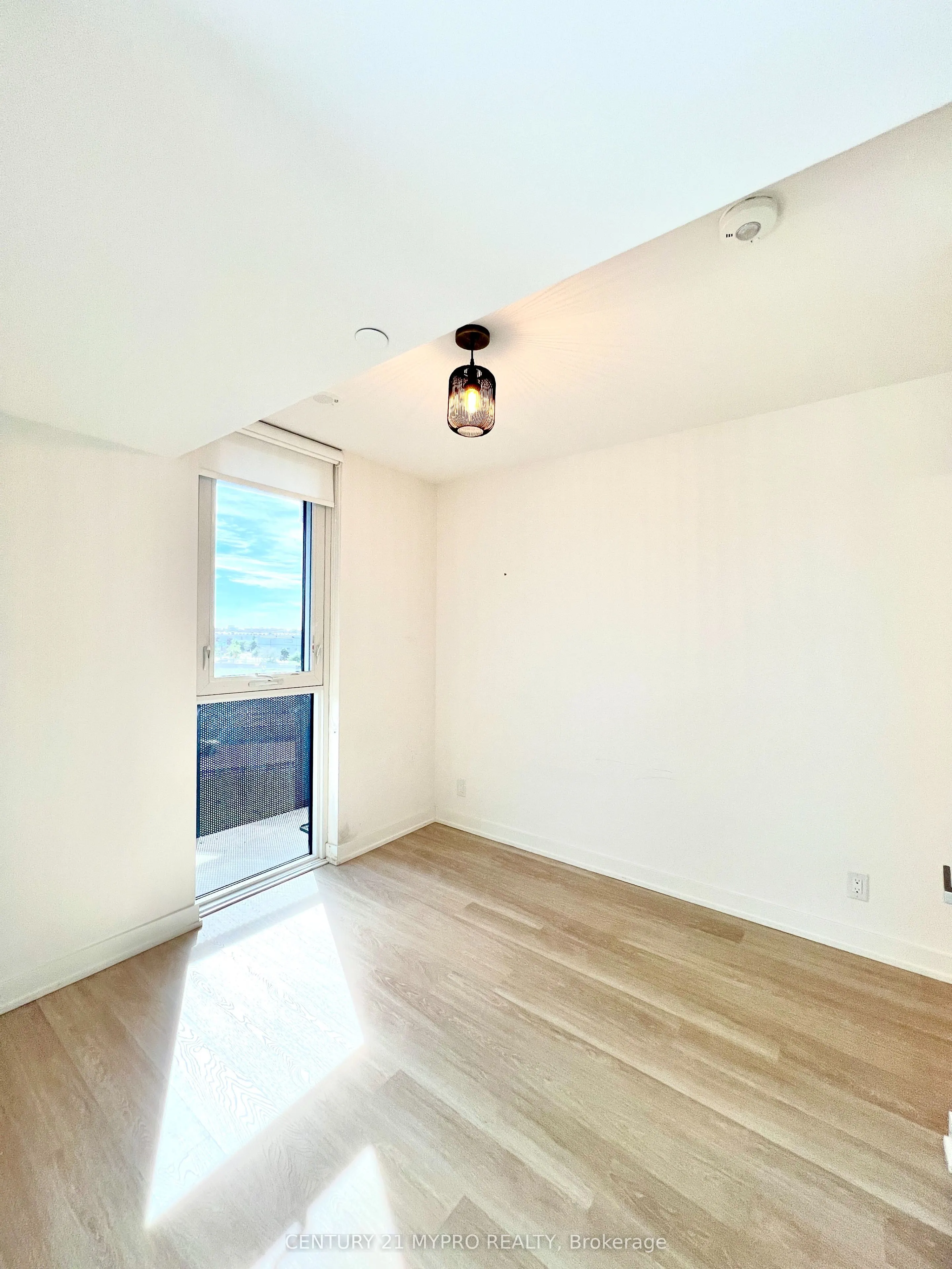 30 Tretti Way, #518