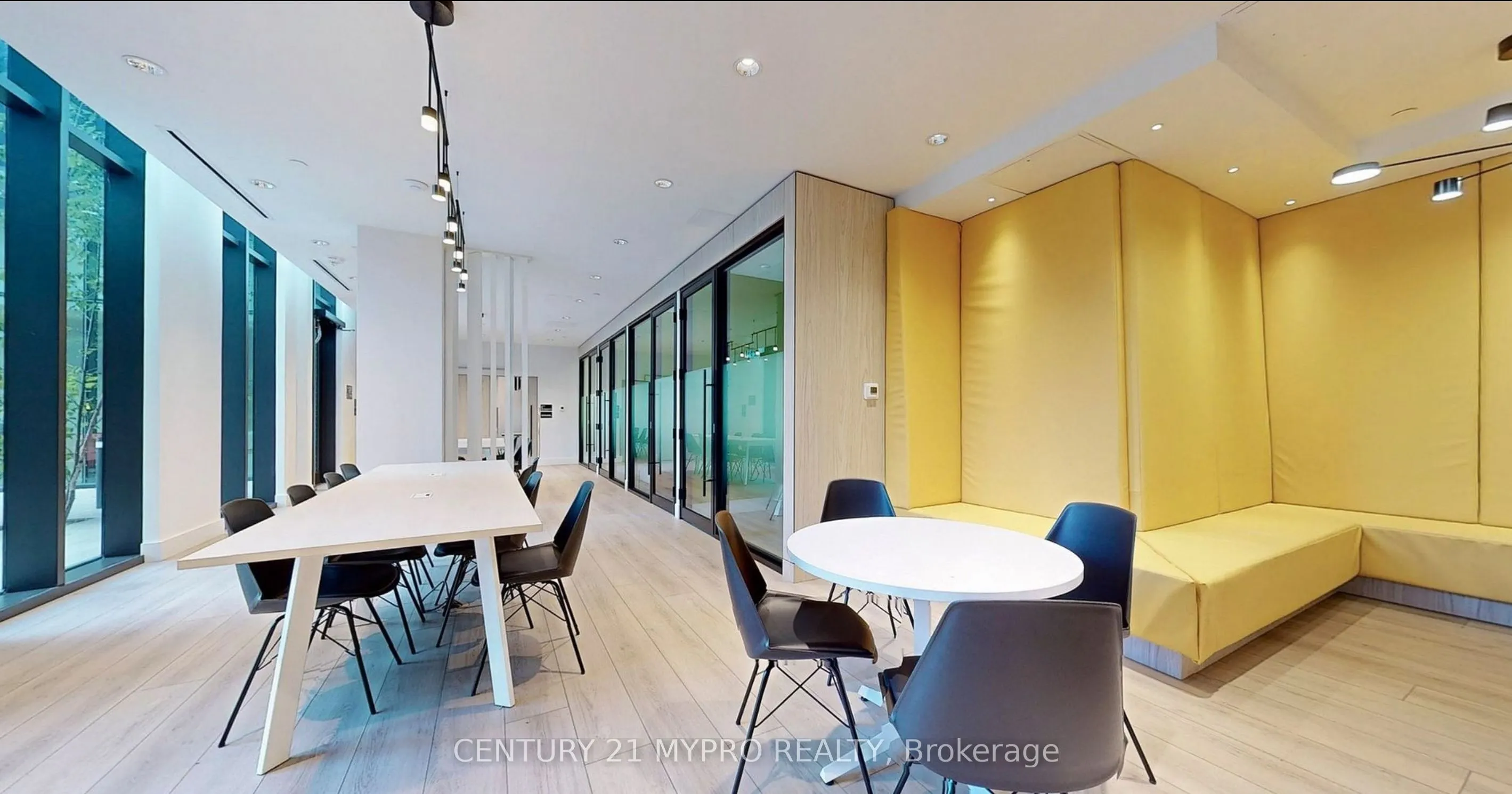 30 Tretti Way, #518