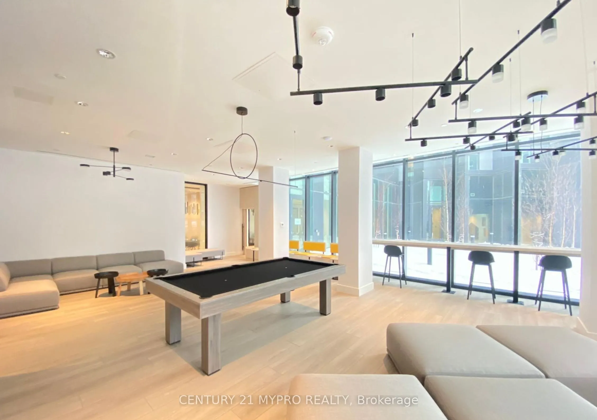 30 Tretti Way, #518