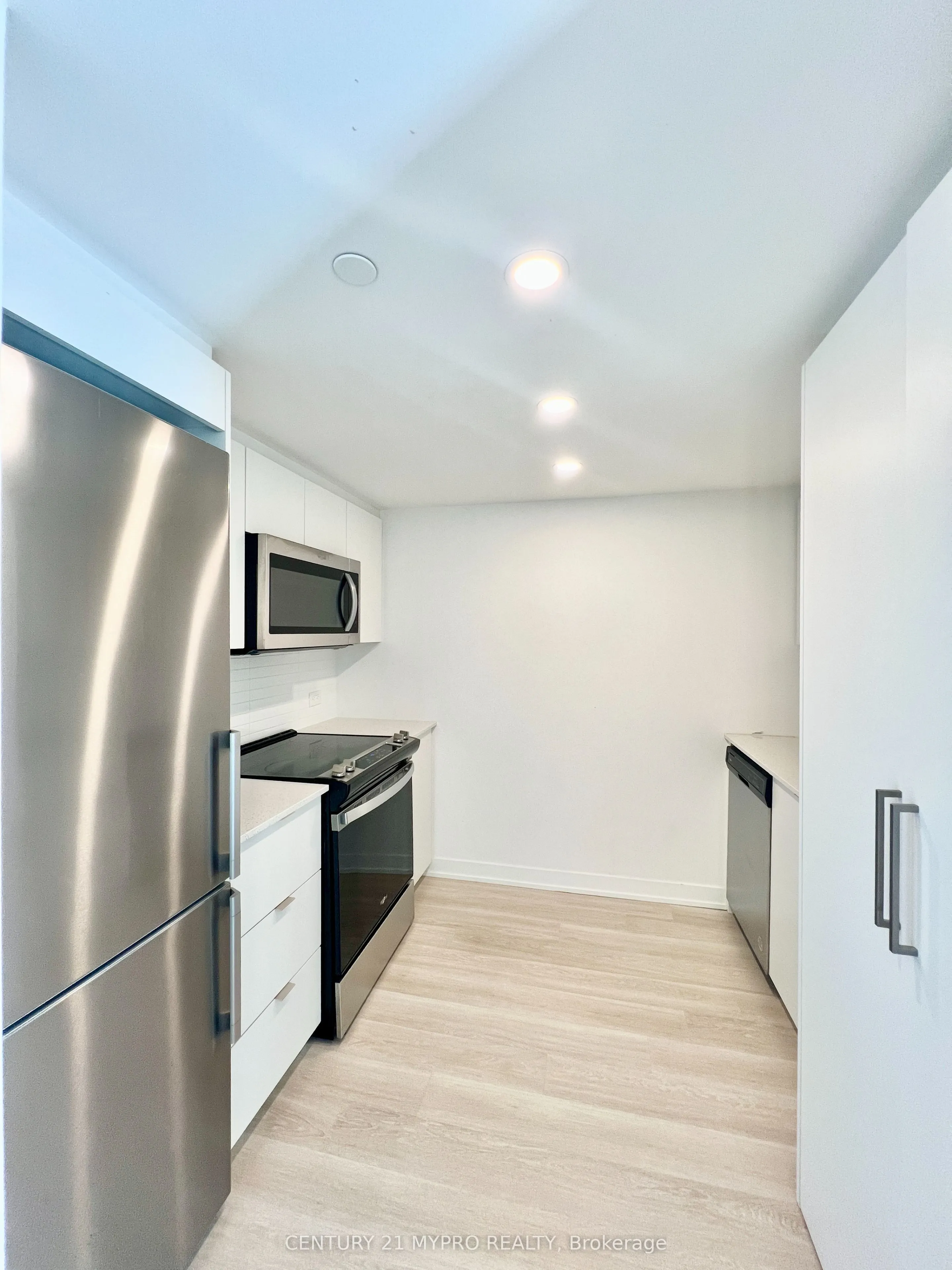 30 Tretti Way, #518