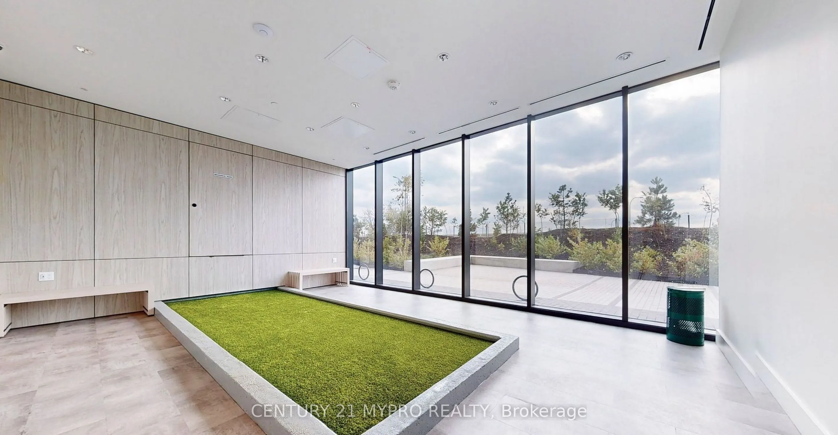 30 Tretti Way, #518