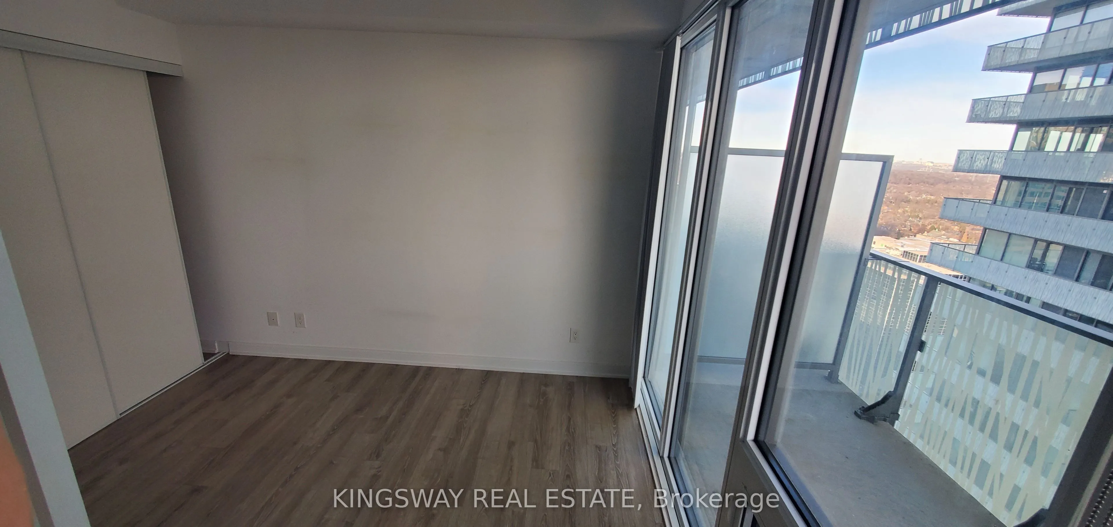 42 Charles Street E, #3401