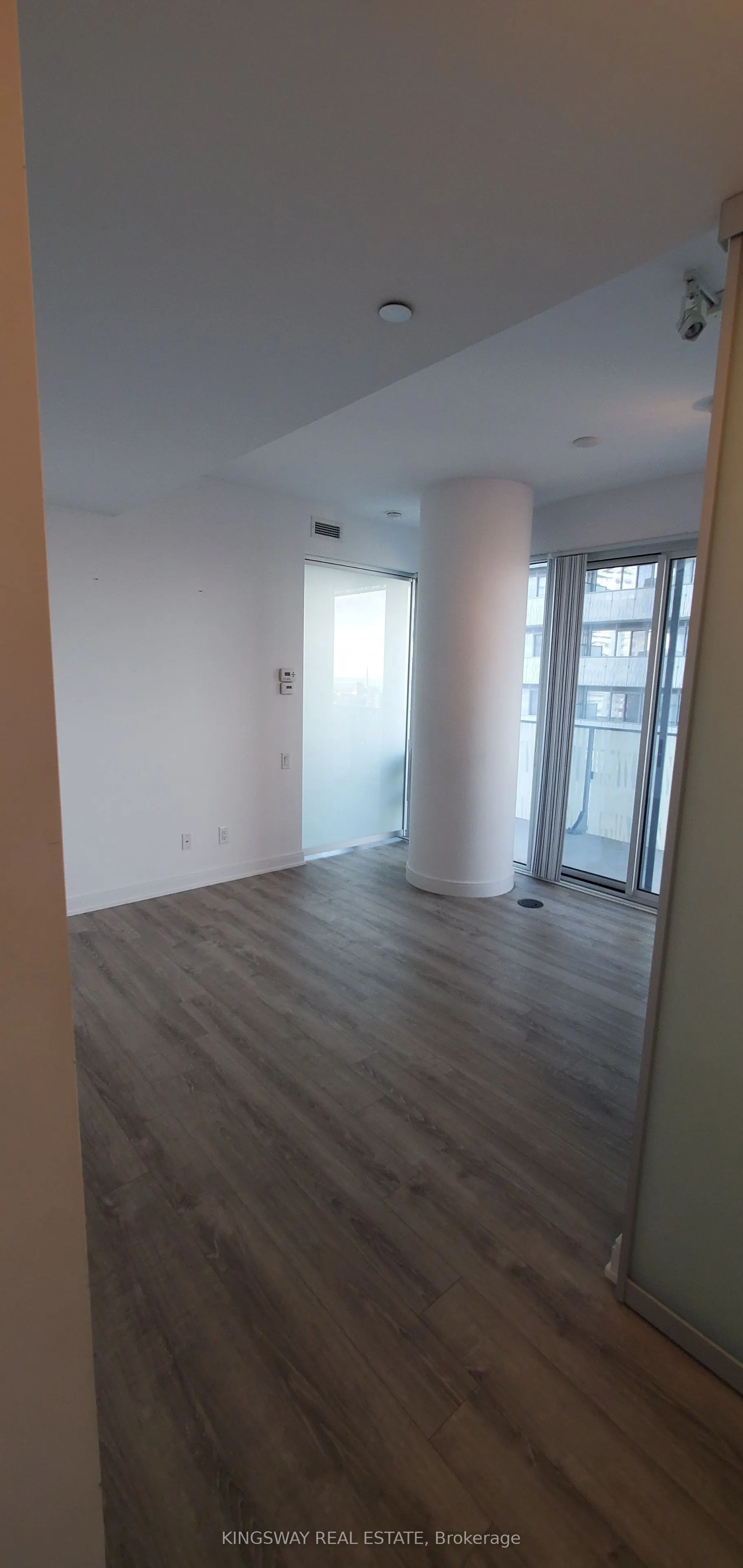 42 Charles Street E, #3401