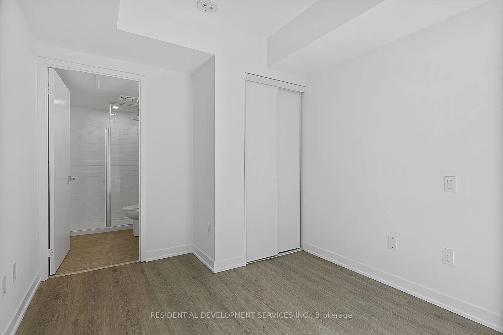 500 Wilson Avenue, #415