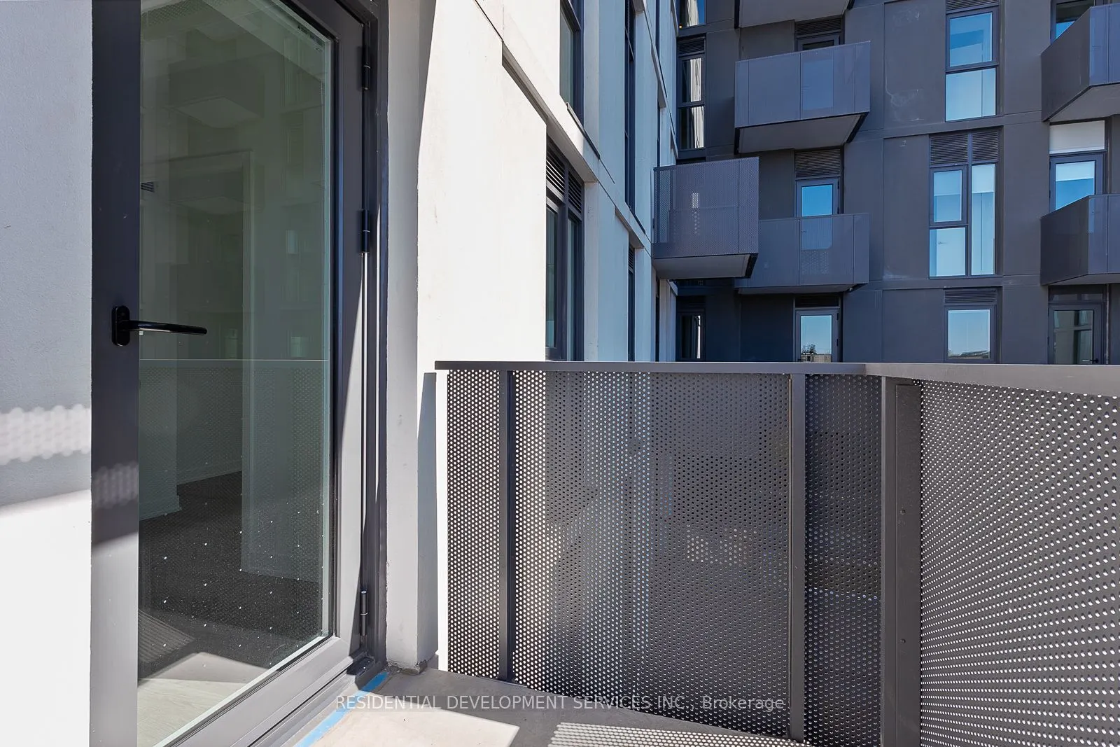 500 Wilson Avenue, #415