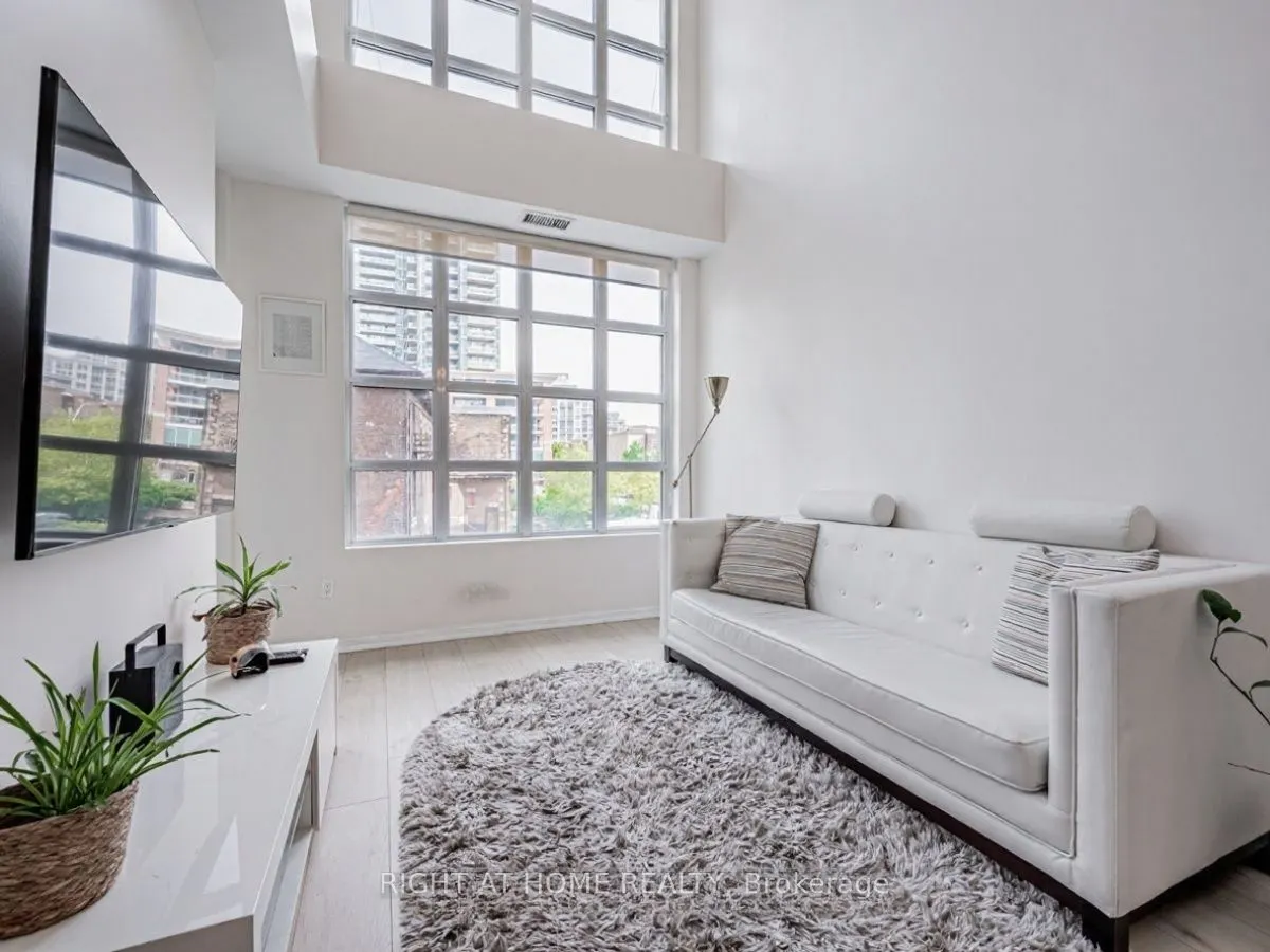65 East Liberty Street, #322