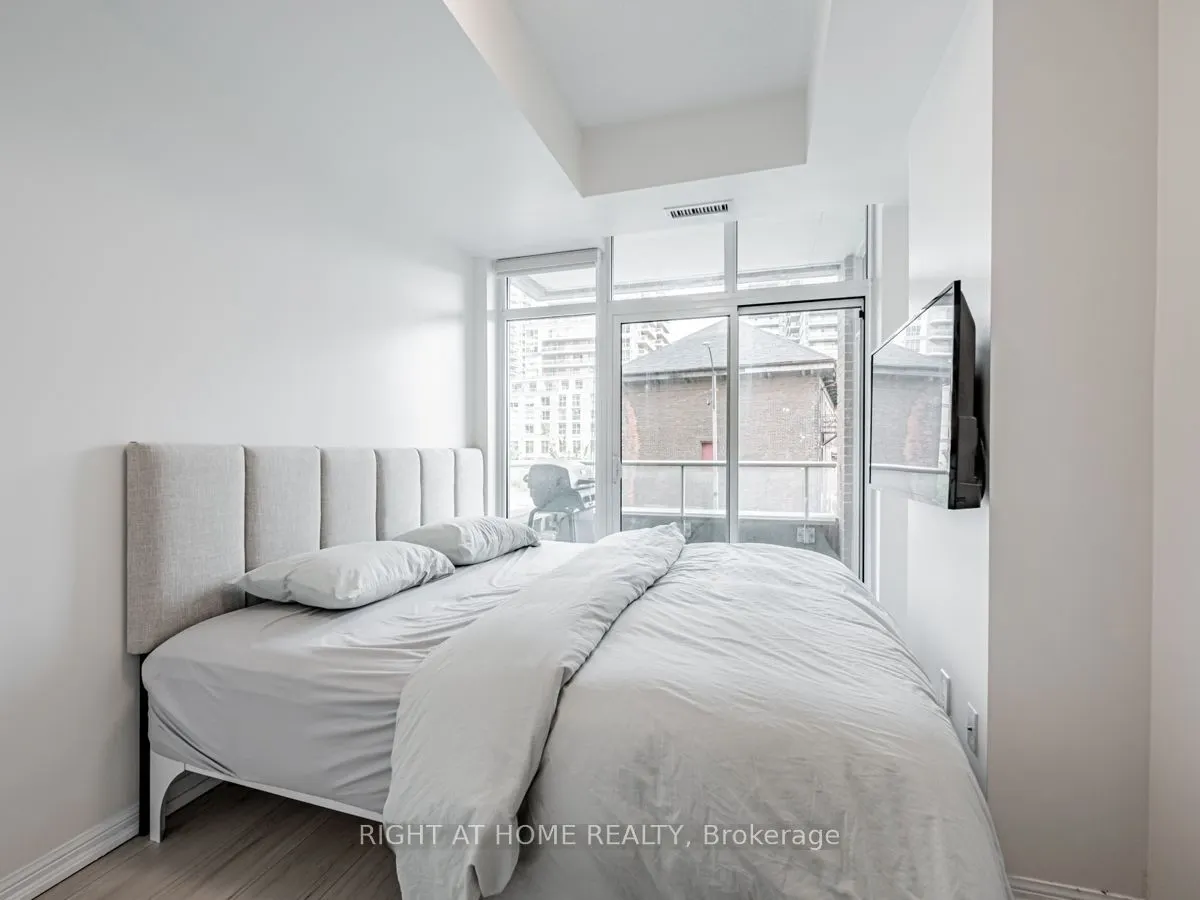 65 East Liberty Street, #322