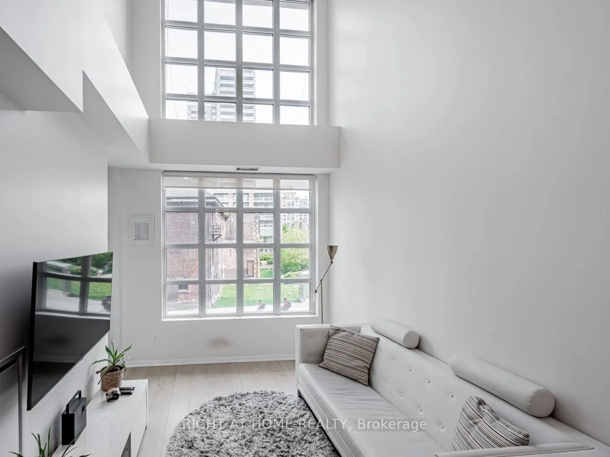 65 East Liberty Street, #322