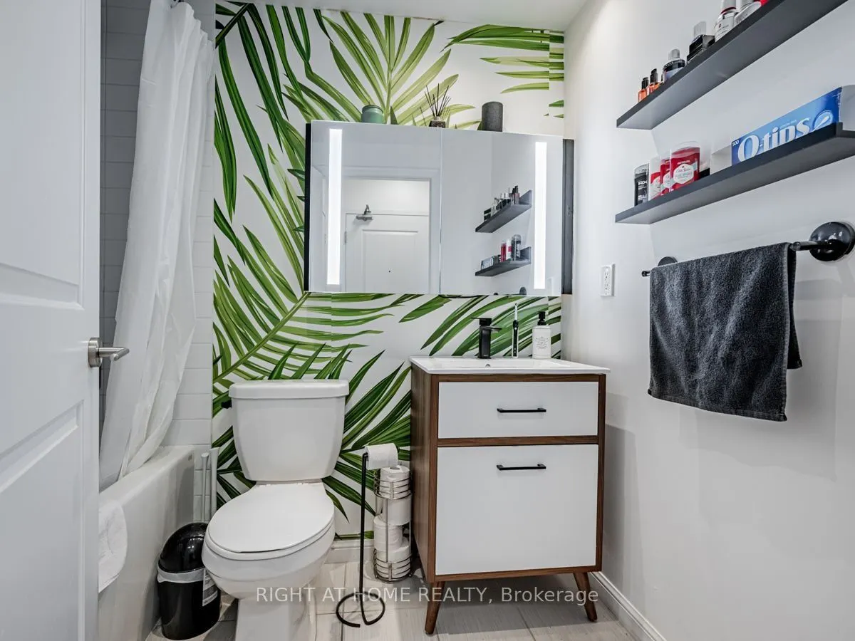 65 East Liberty Street, #322