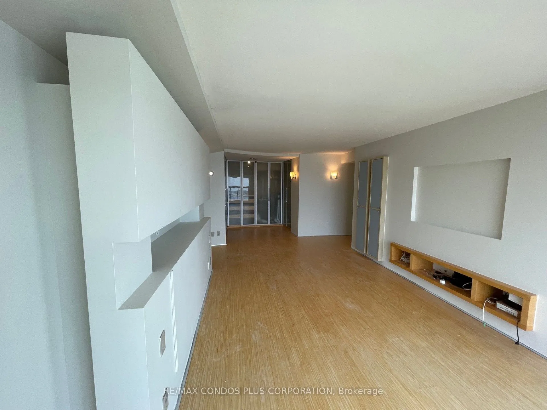 77 Harbour Square, #3508