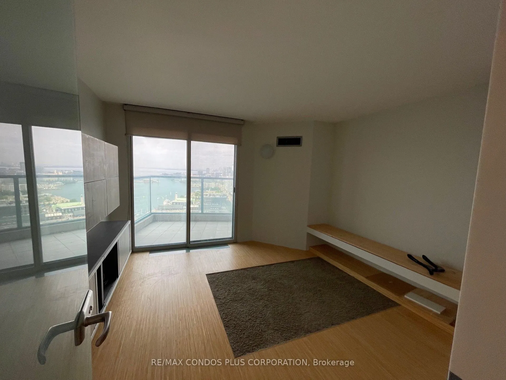 77 Harbour Square, #3508