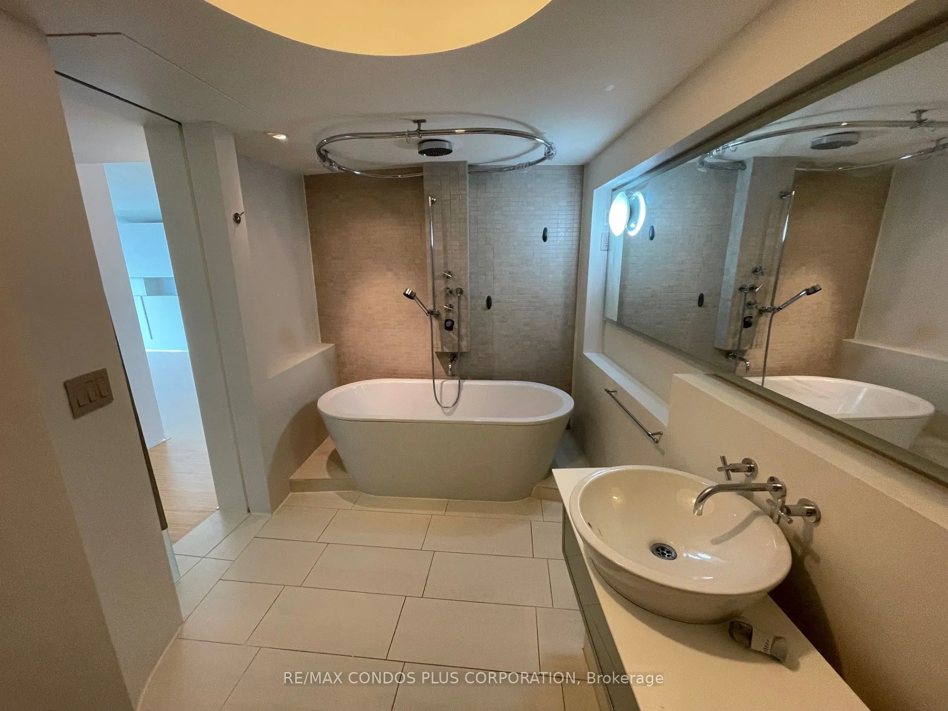 77 Harbour Square, #3508