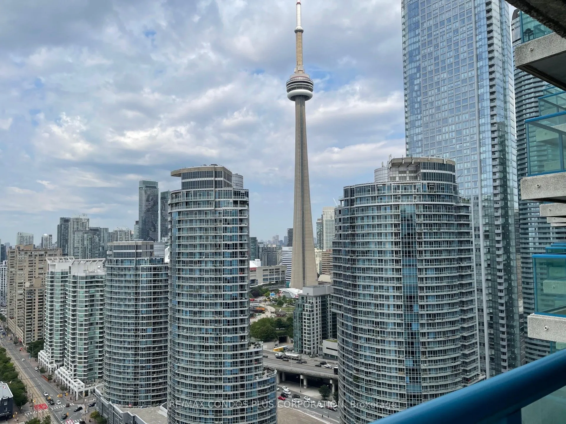 77 Harbour Square, #3508