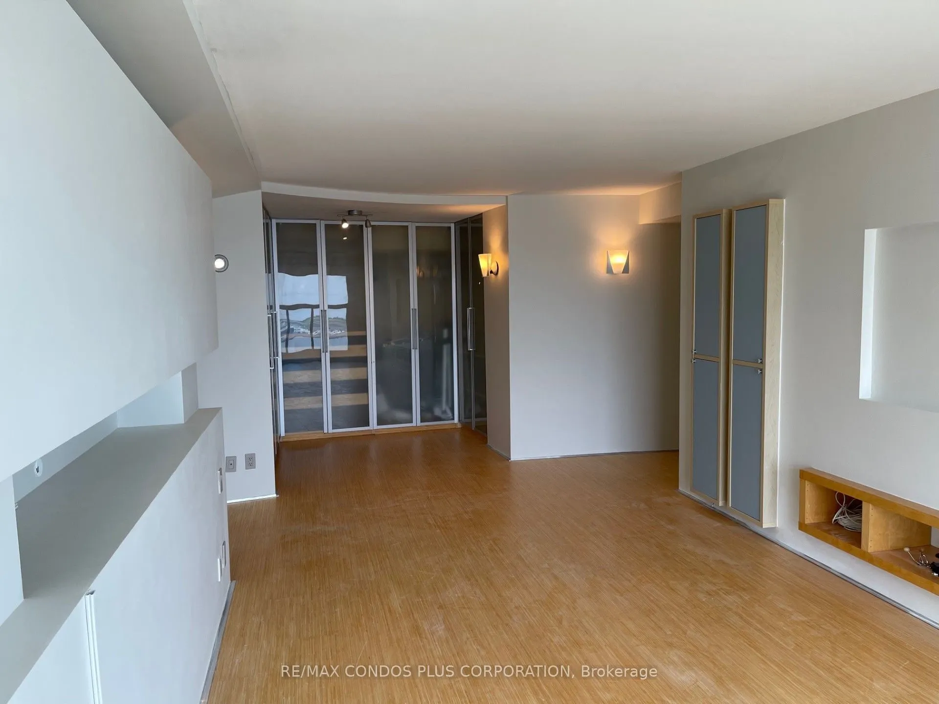 77 Harbour Square, #3508