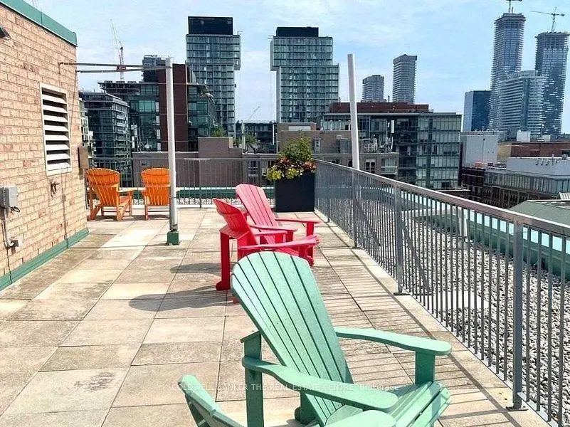 311 Richmond Street E, #704