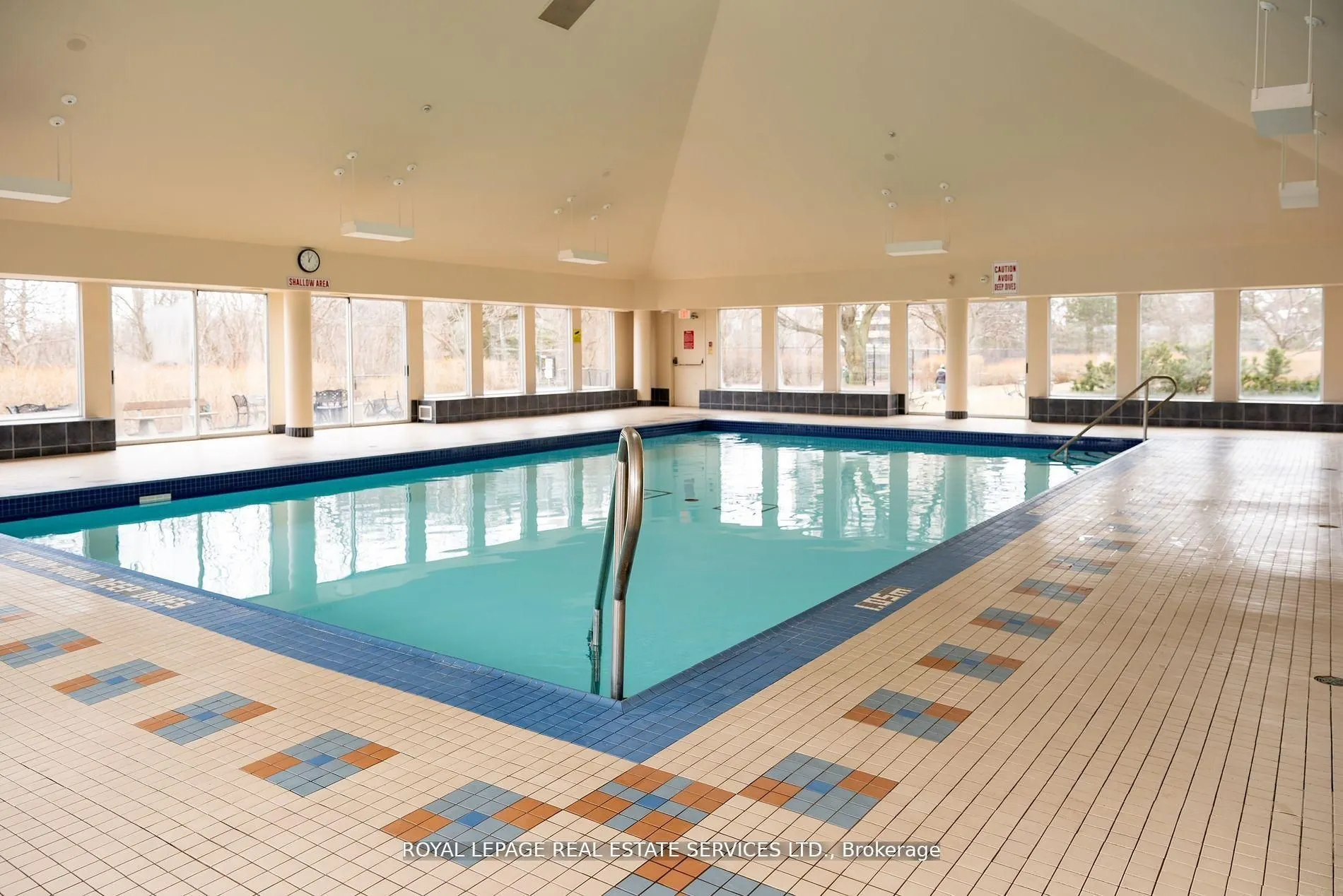 7 Concorde Place, #212
