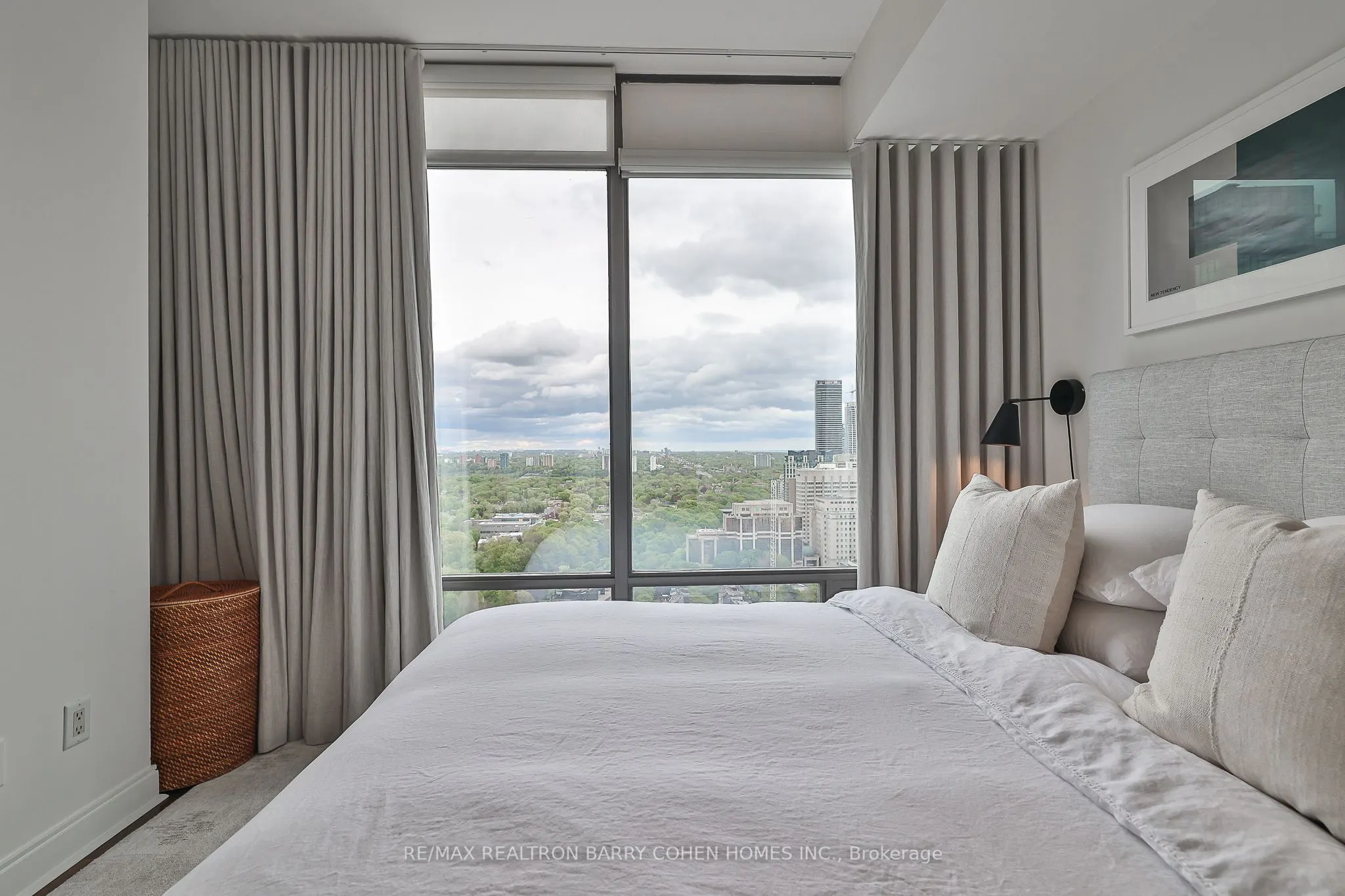 18 Yorkville Avenue, #3106